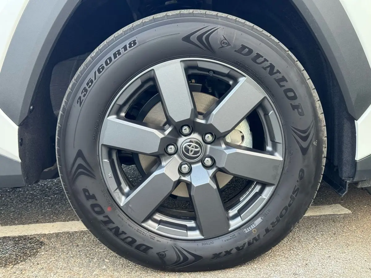 Toyota RAV4, 2026