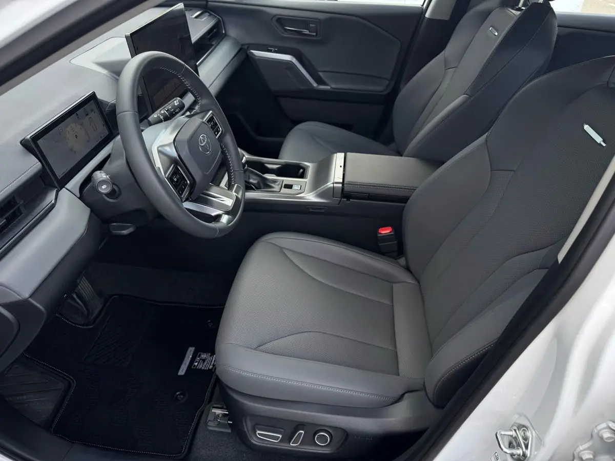 Toyota RAV4, 2026