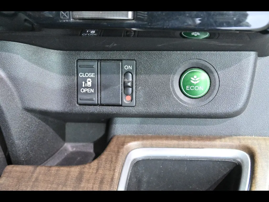 Honda STEP WAGON, 2015
