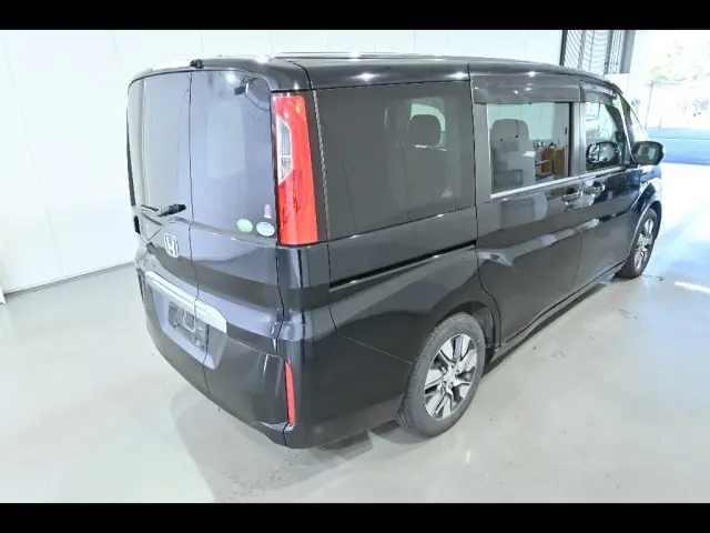 Honda STEP WAGON, 2015