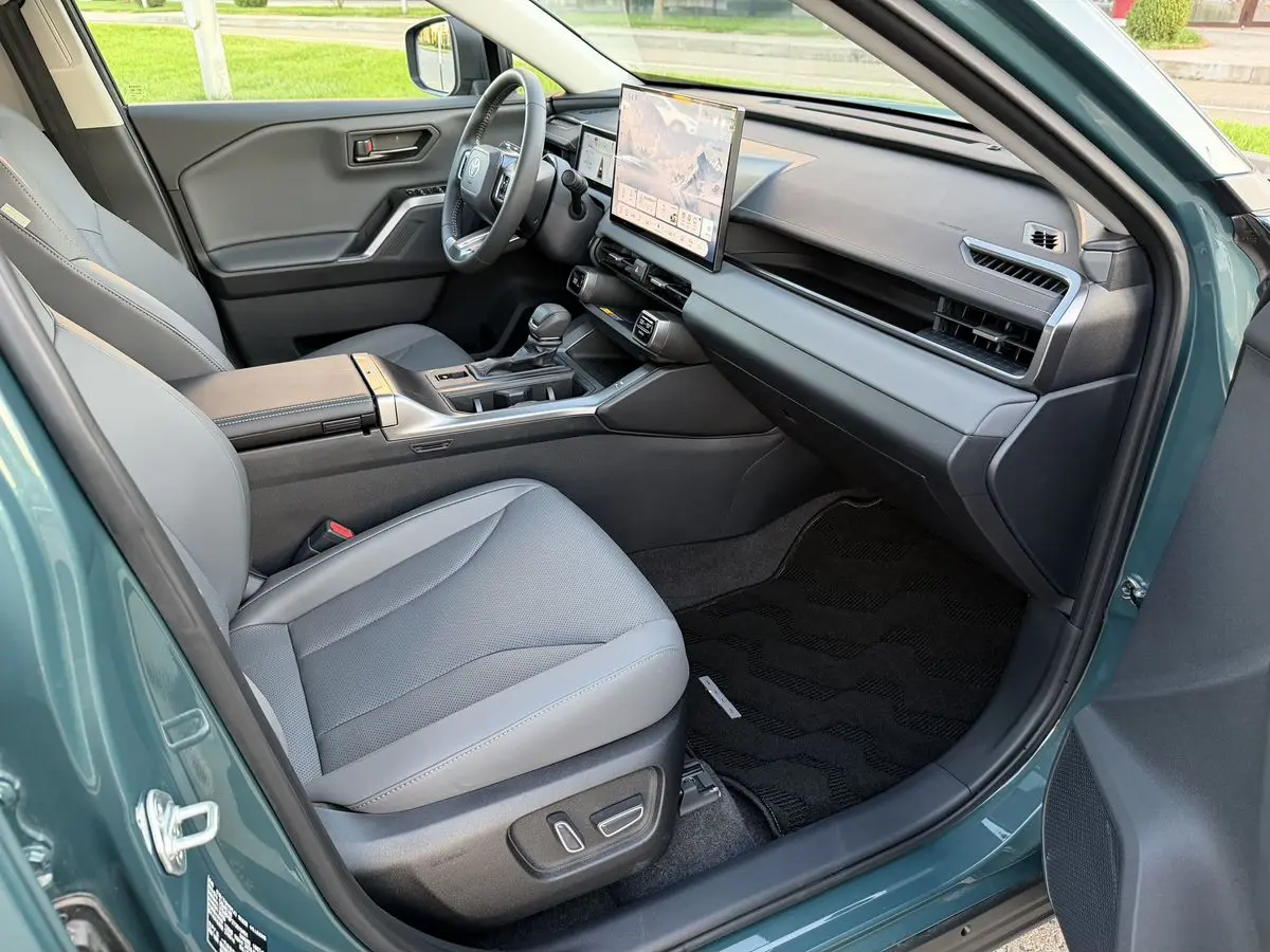 Toyota RAV4, 2026