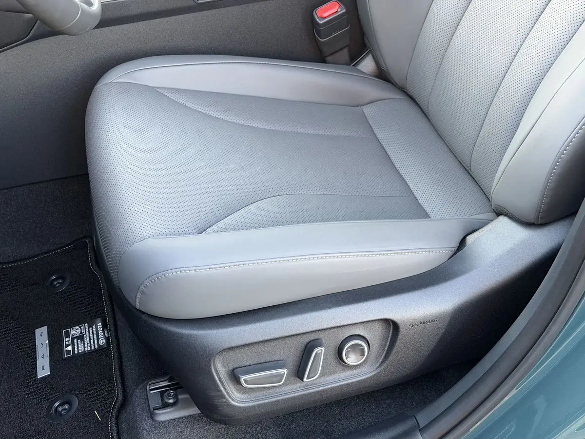 Toyota RAV4, 2026