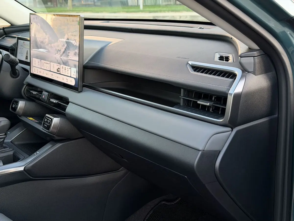 Toyota RAV4, 2026