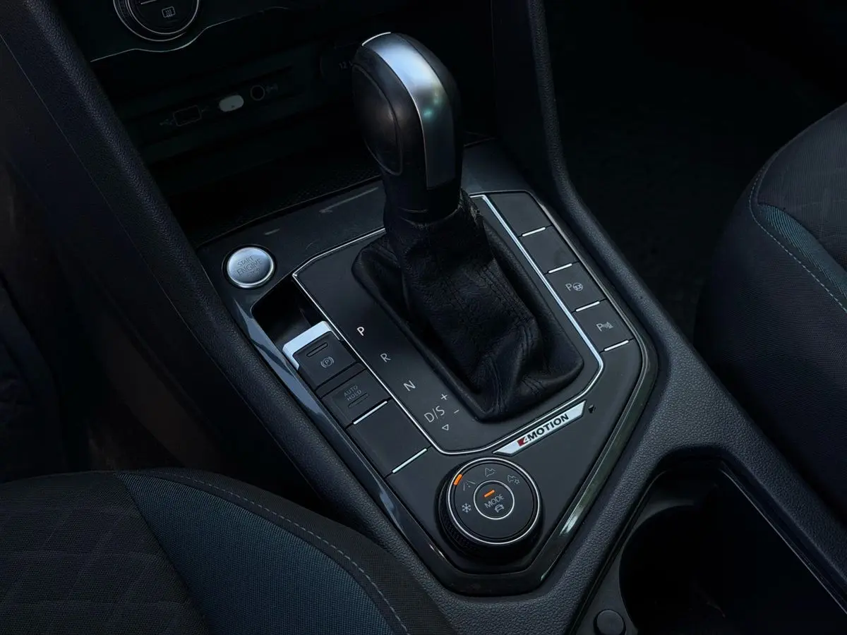 Volkswagen Tiguan, II, 2019