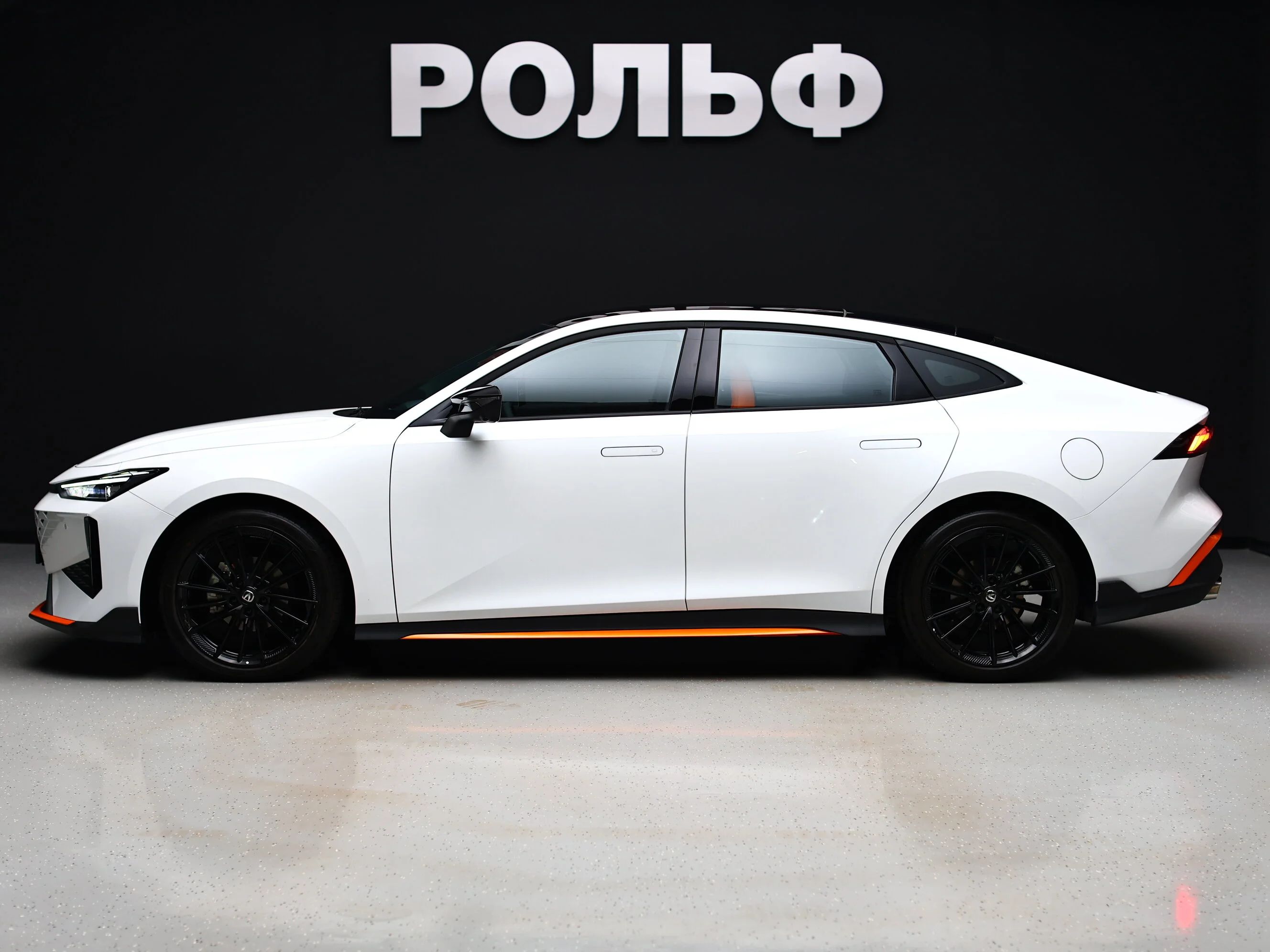 Changan UNI-V 2024 5