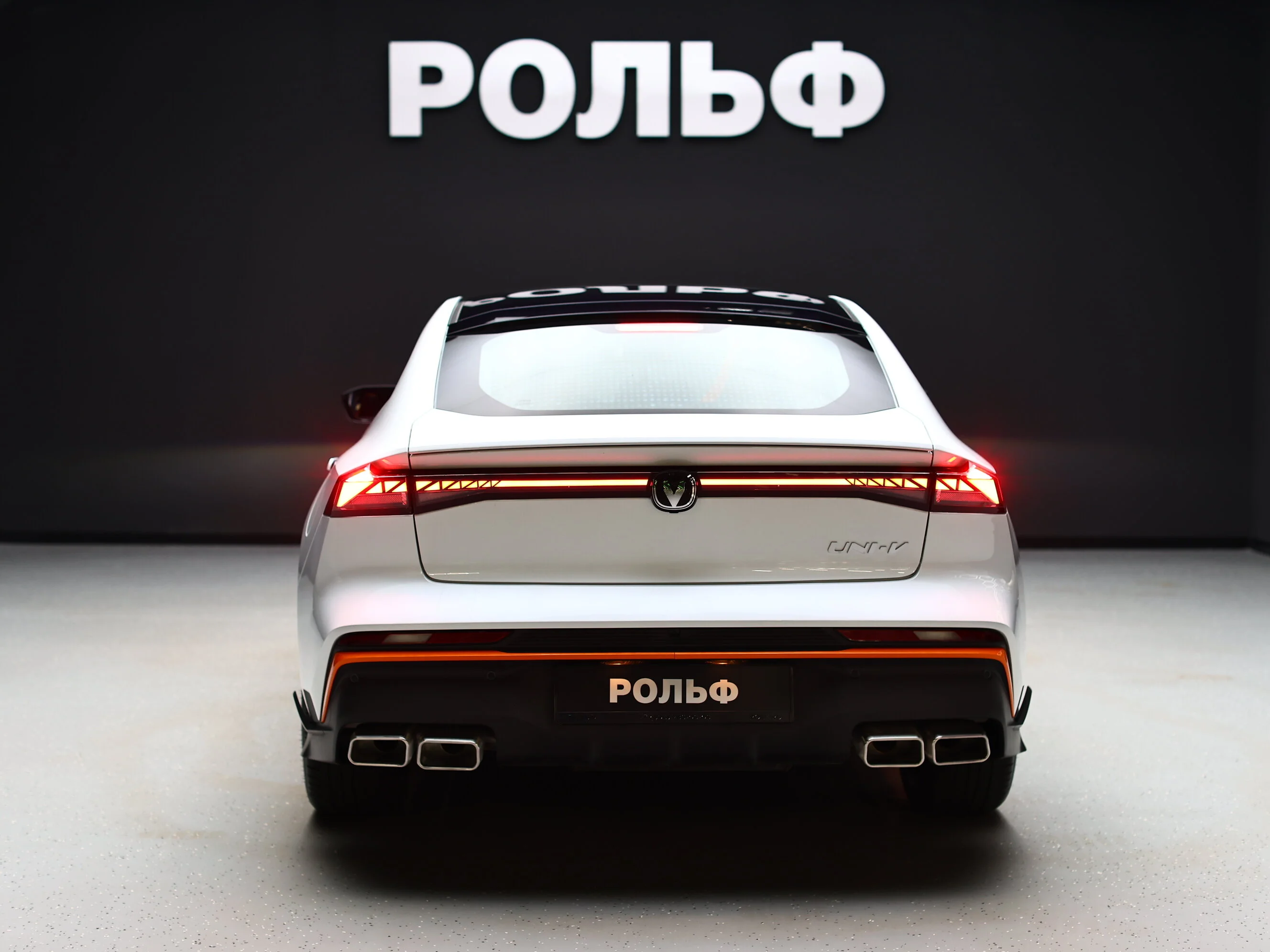 Changan UNI-V 2024 4