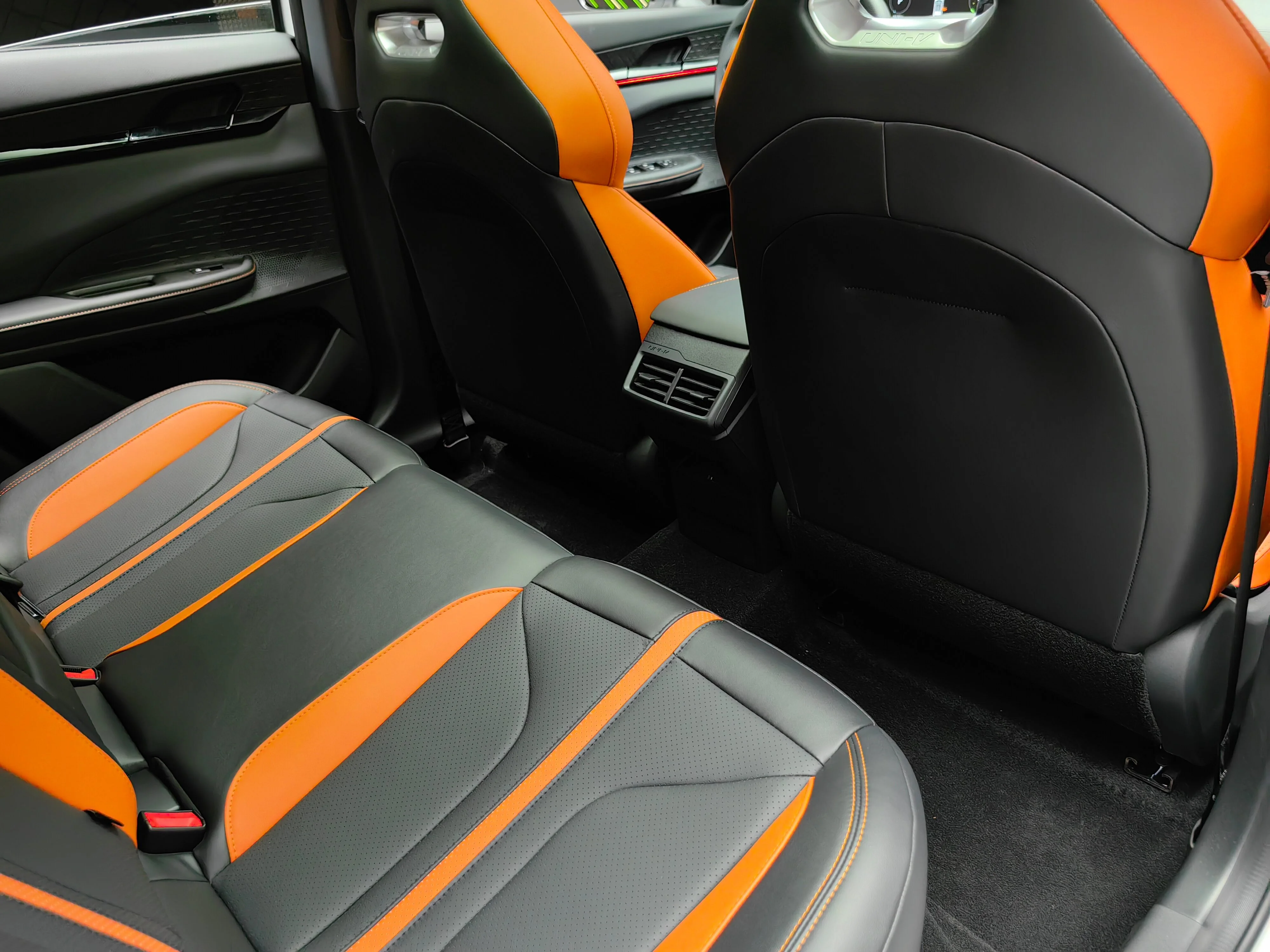 Changan UNI-V 2024 21