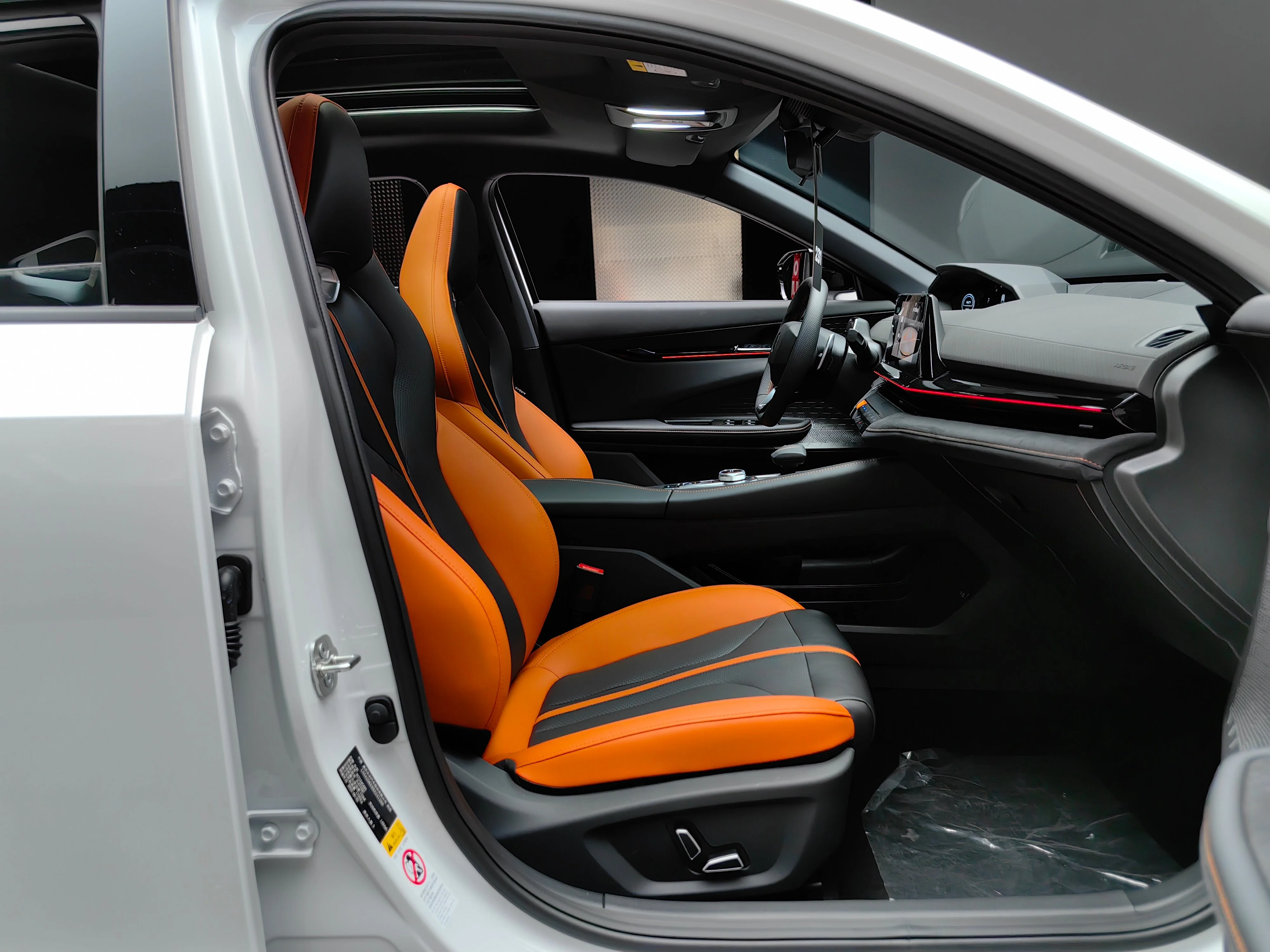 Changan UNI-V 2024 26