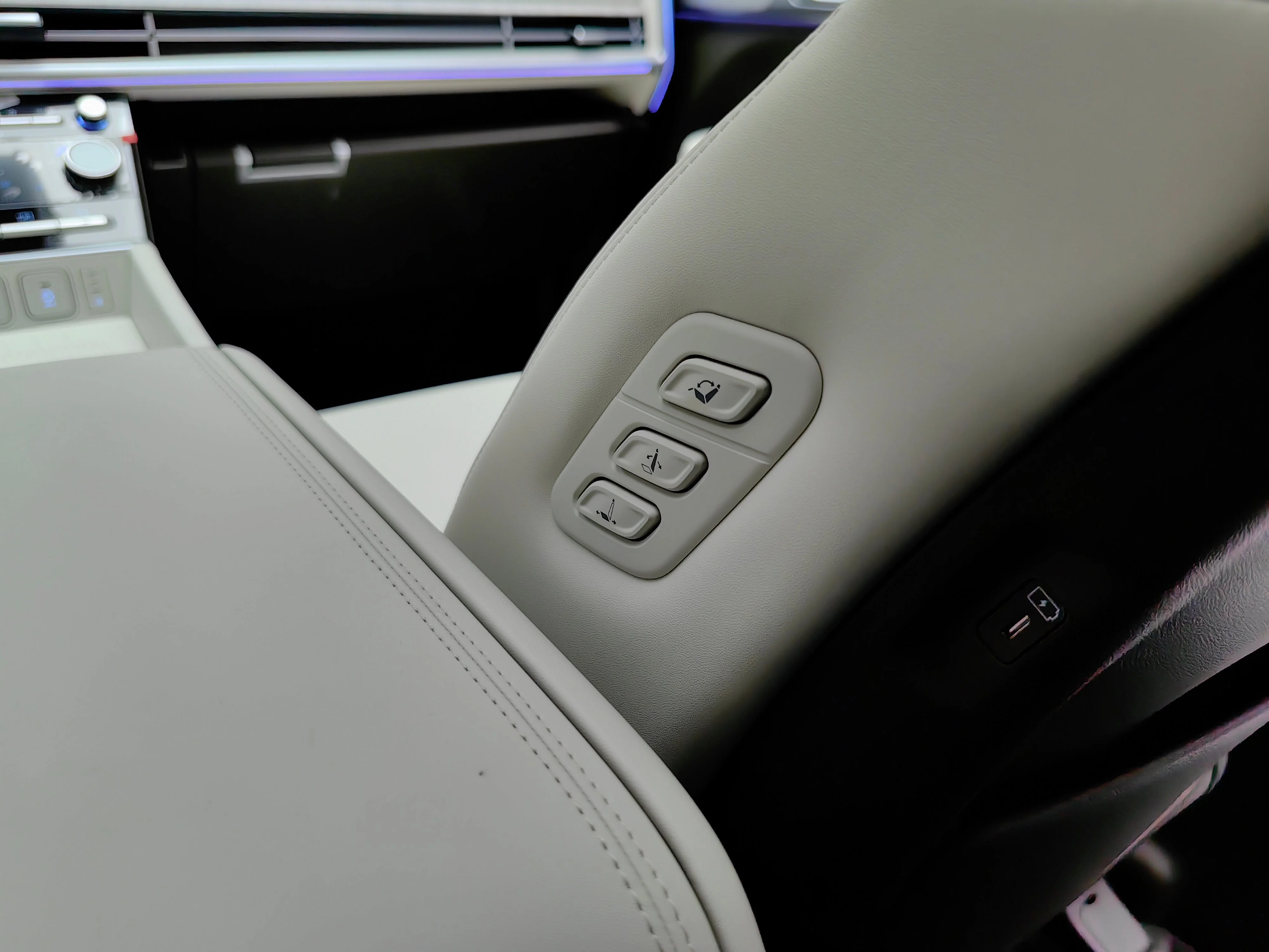 Hyundai Santa Fe 2023 29