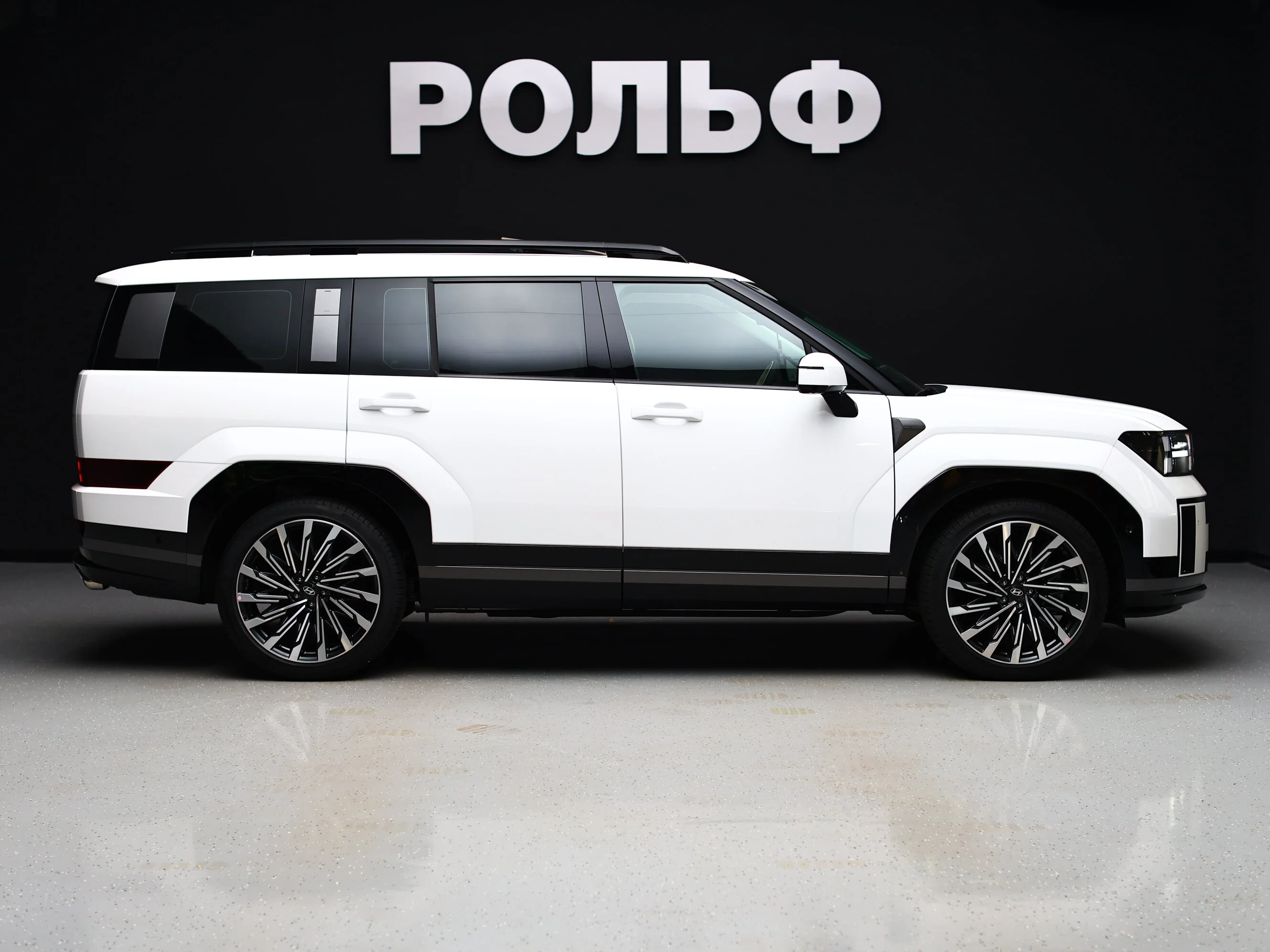 Hyundai Santa Fe 2023 6