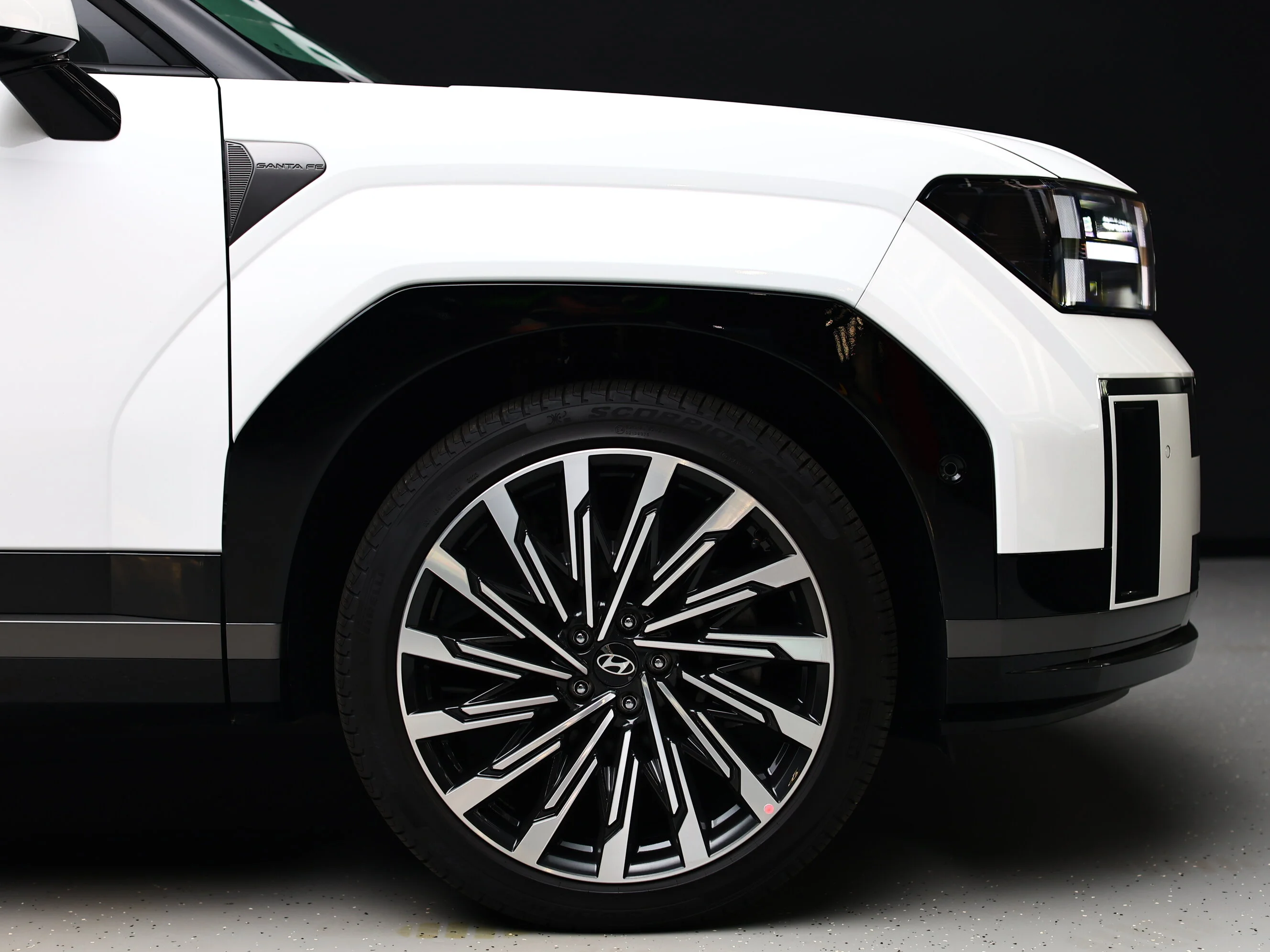 Hyundai Santa Fe 2023 7