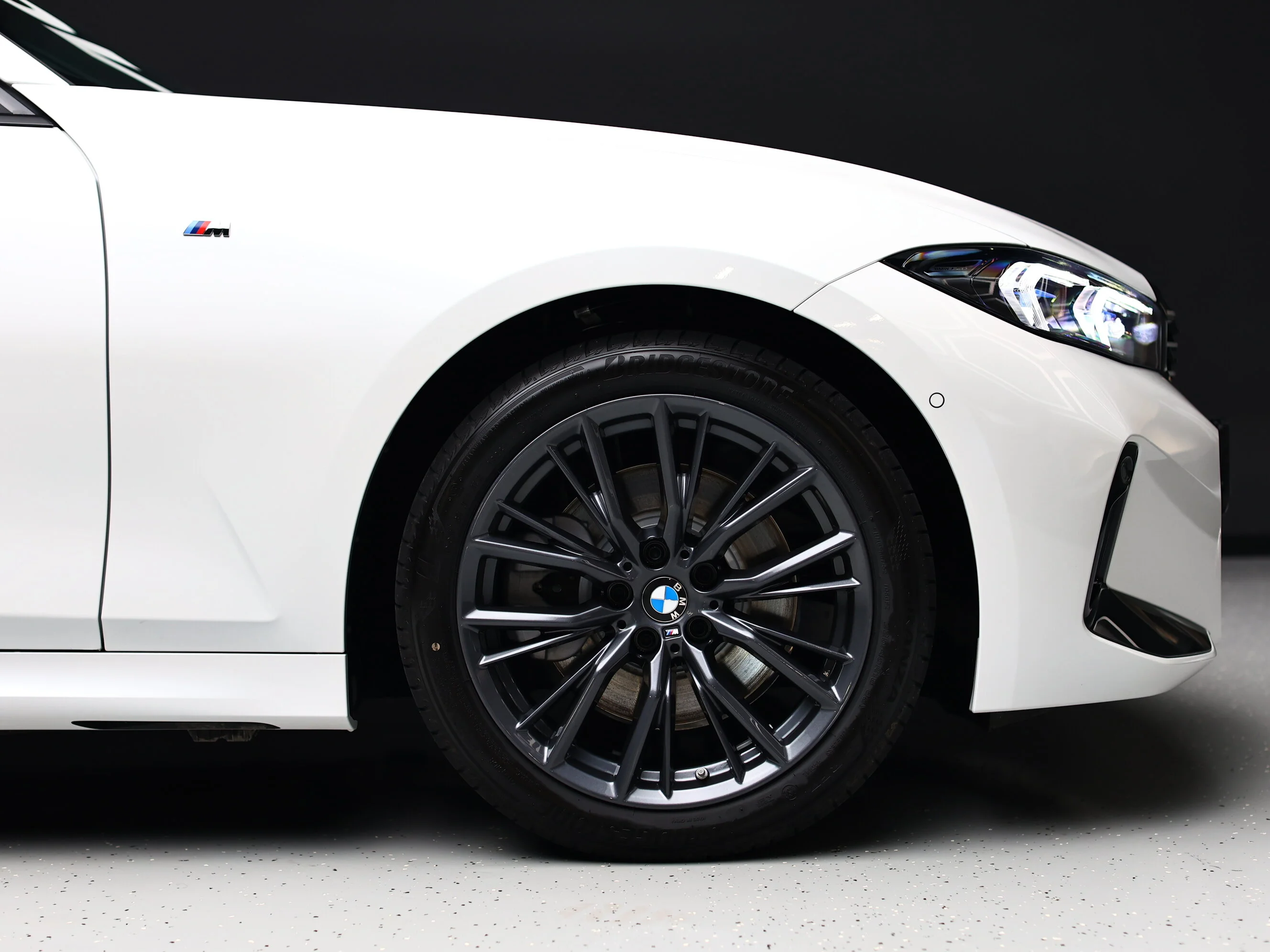 BMW 3 серия 2024 7