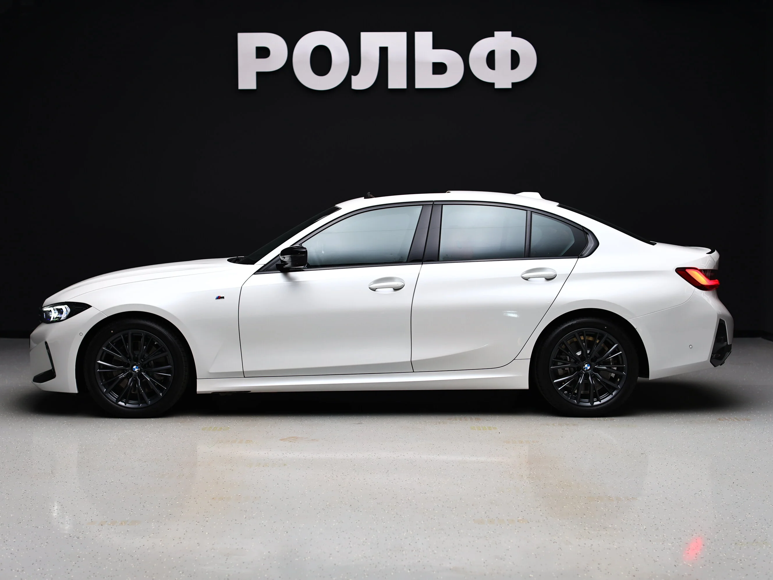 BMW 3 серия 2024 5