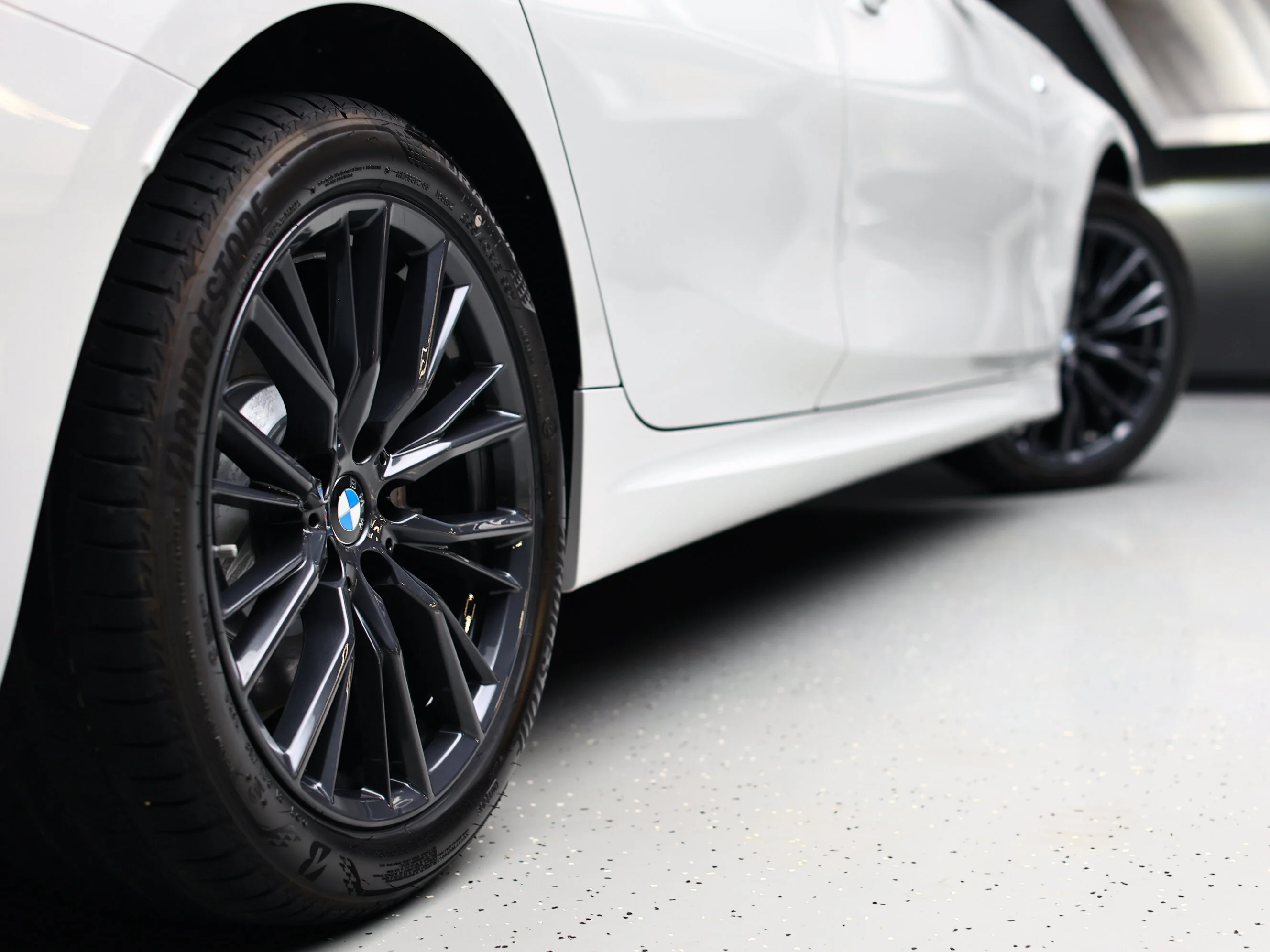 BMW 3 серия 2024 8