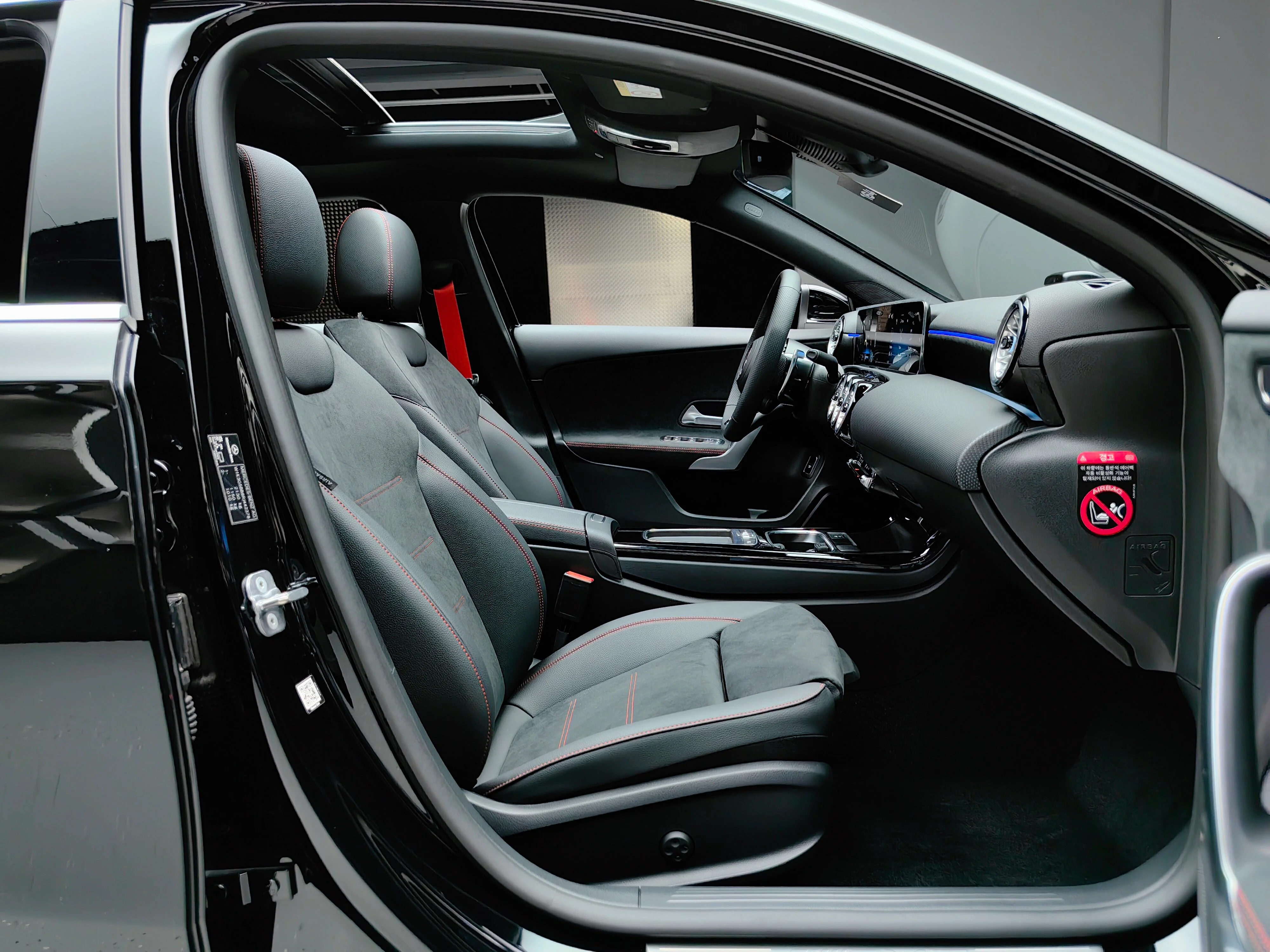 Mercedes-Benz A-класс AMG 2024 33