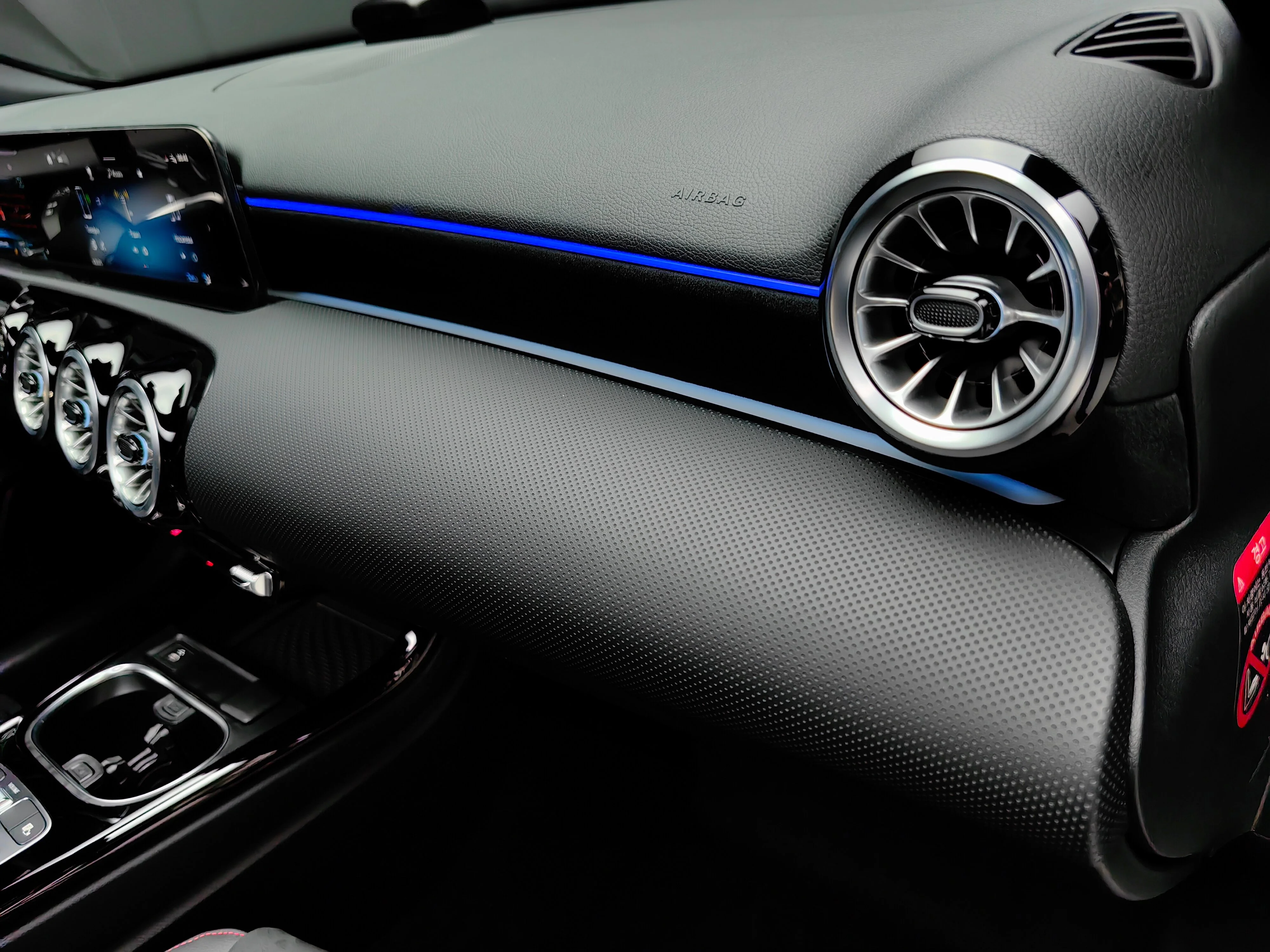 Mercedes-Benz A-класс AMG 2024 34