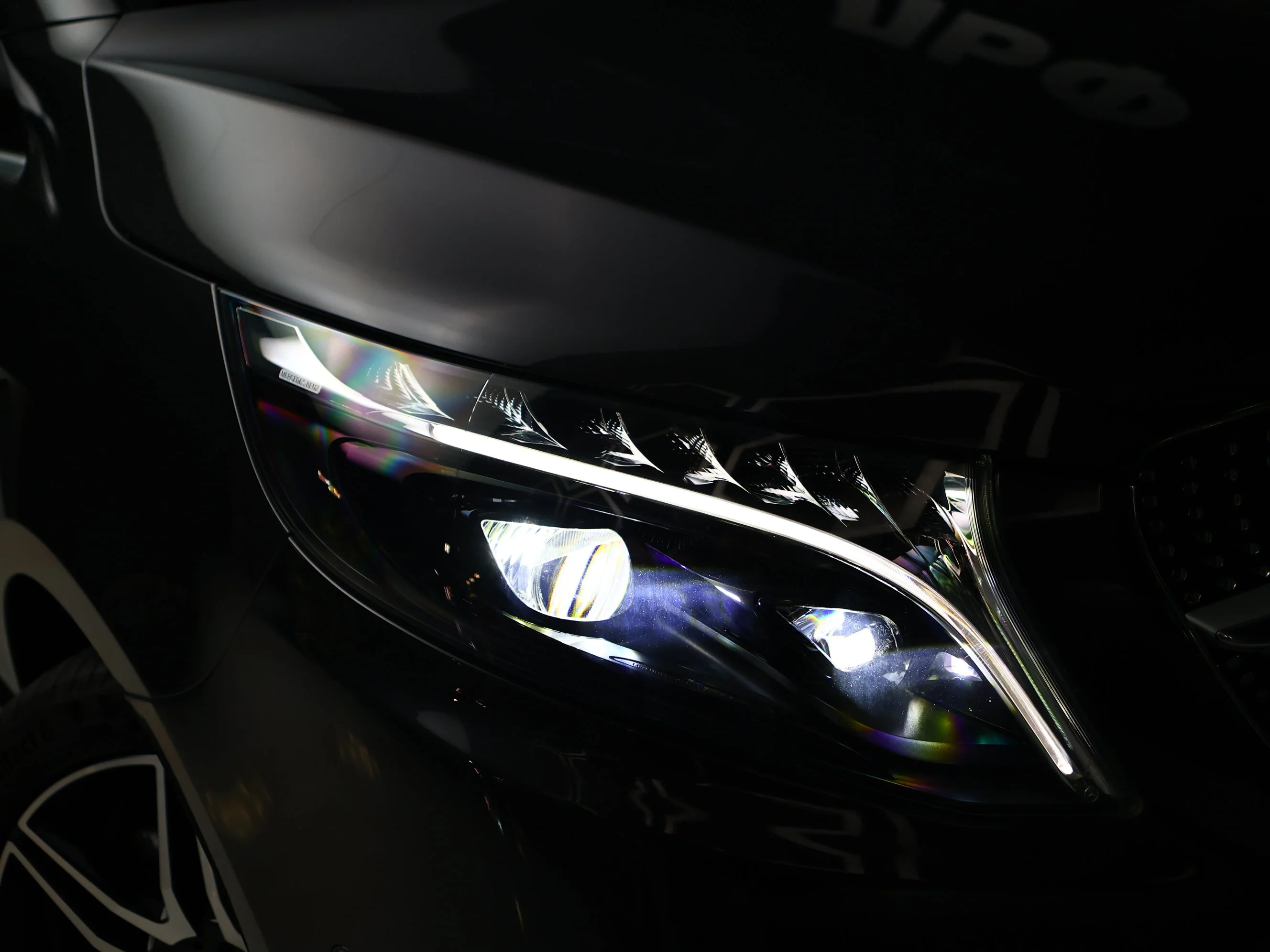 Mercedes-Benz V-класс 2023 10