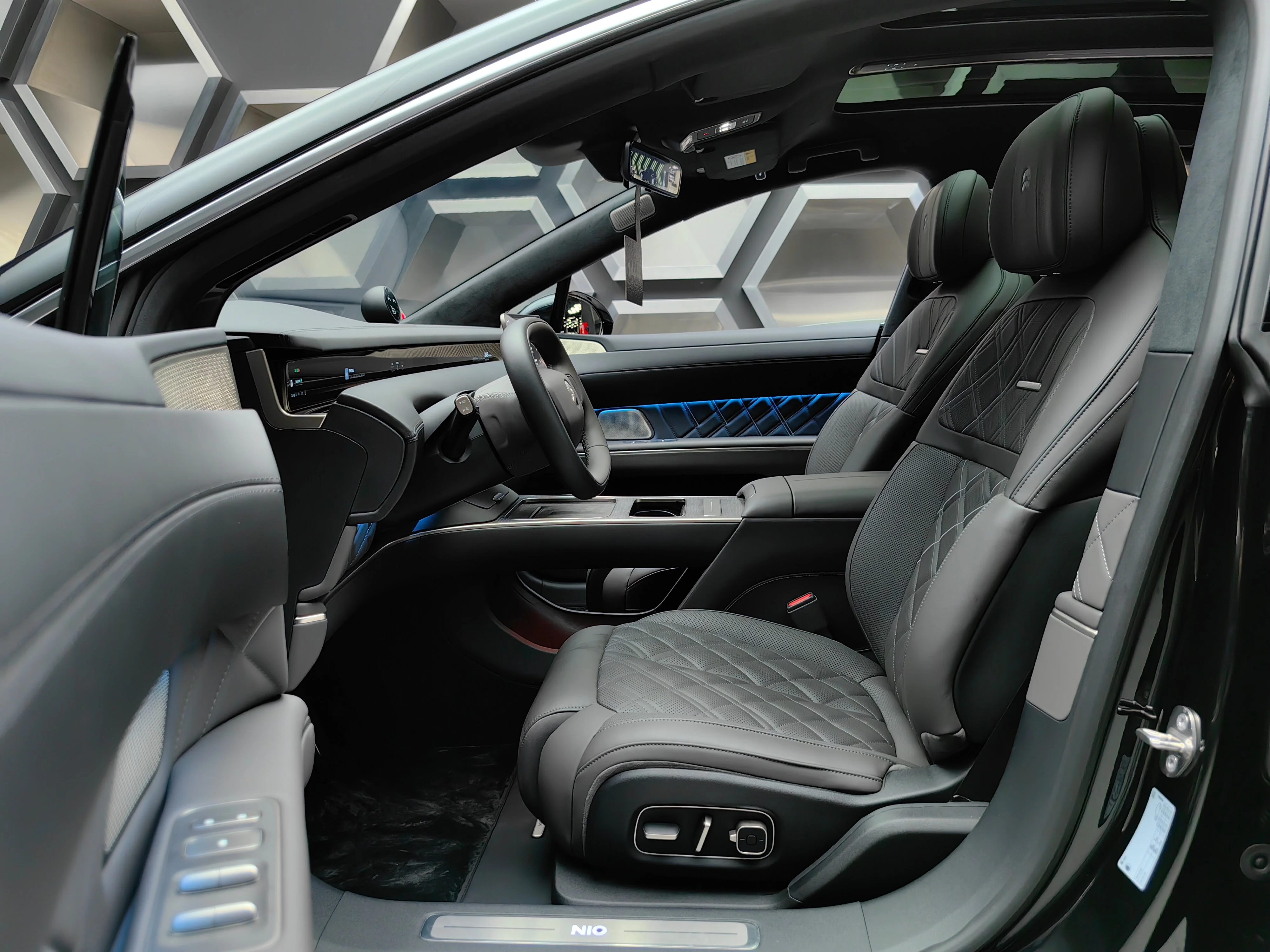 NIO ET9 2025 19