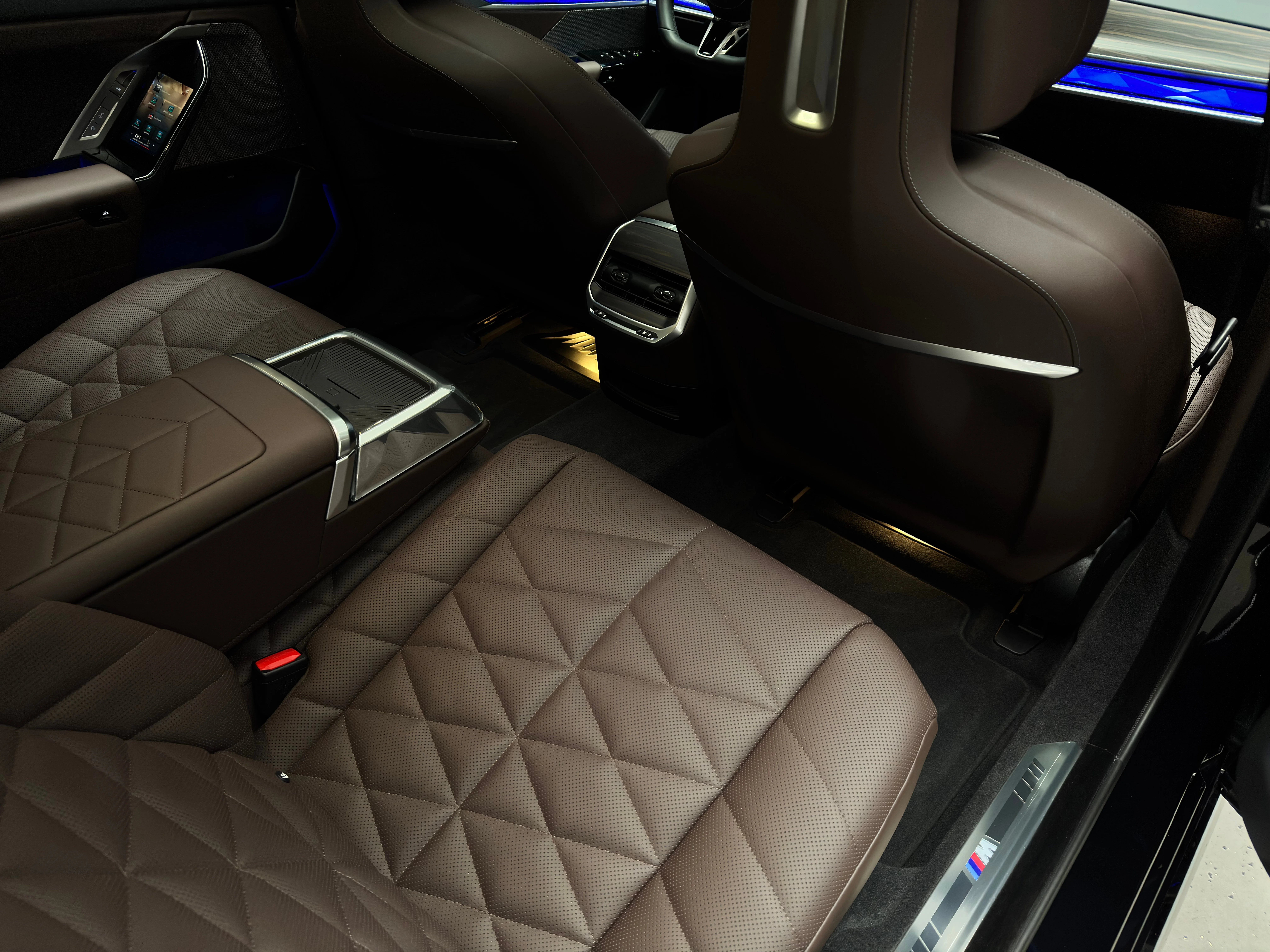 BMW 7 серия 2024 20