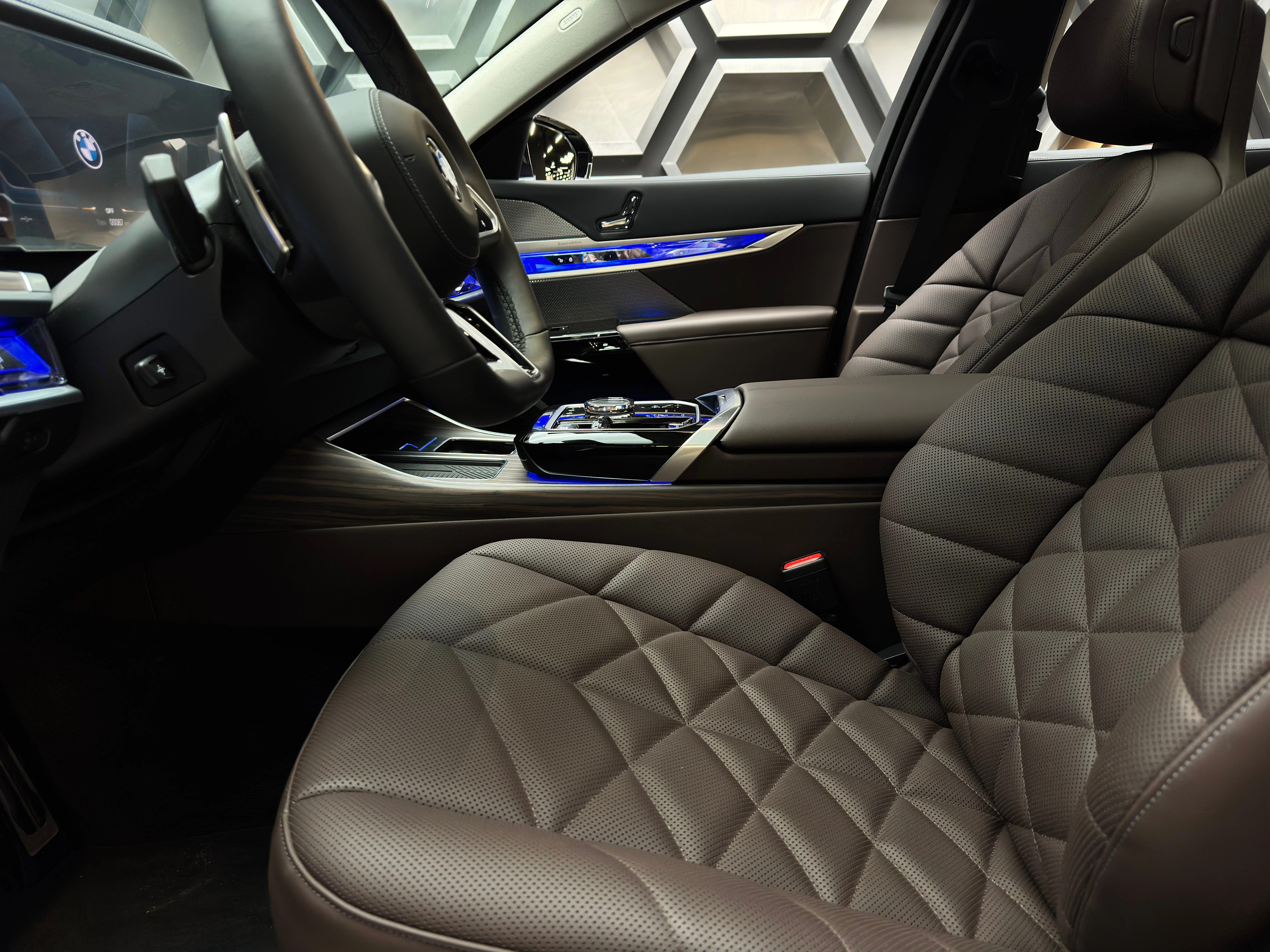 BMW 7 серия 2024 14