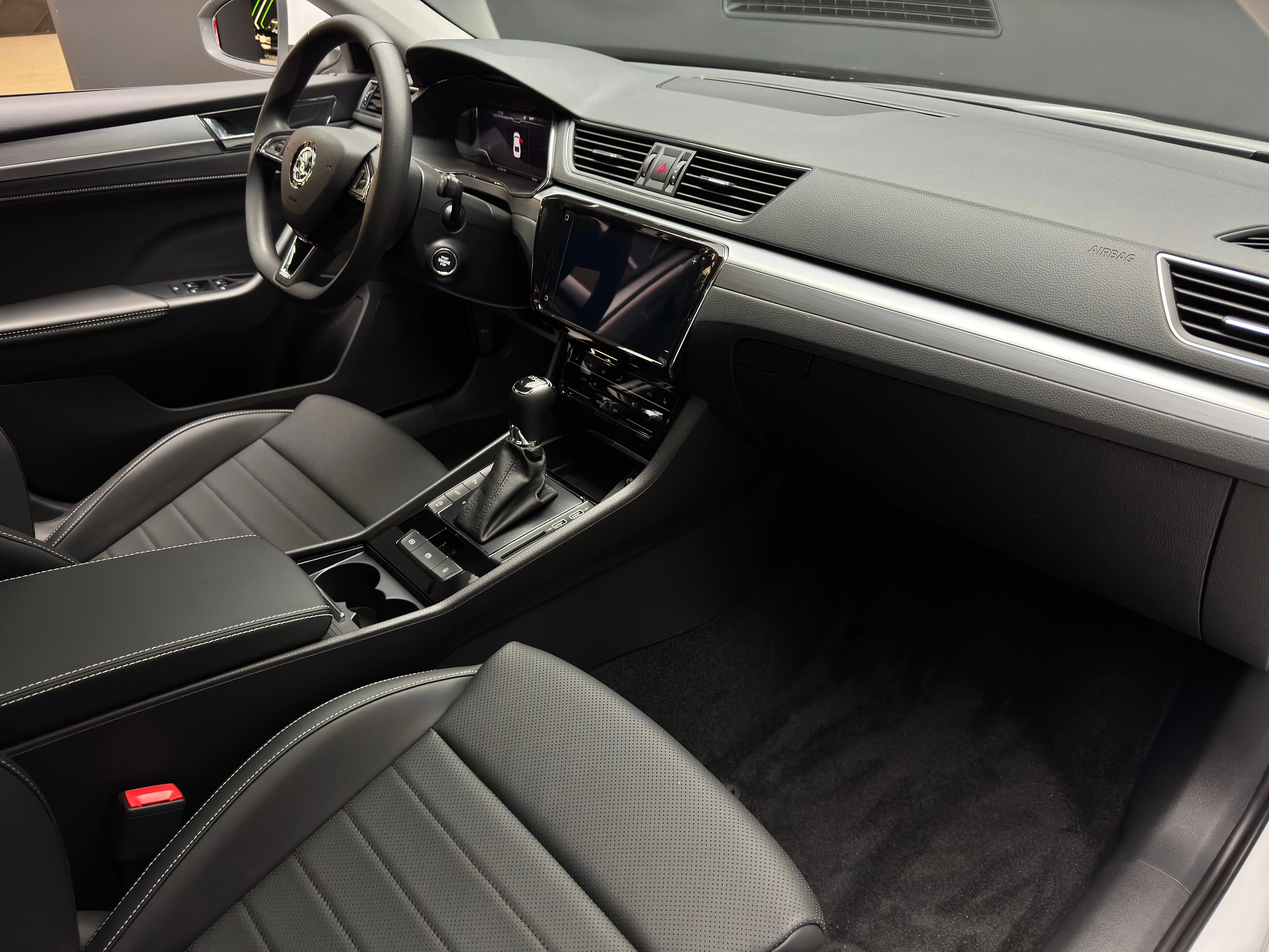 Skoda Superb 2025 22