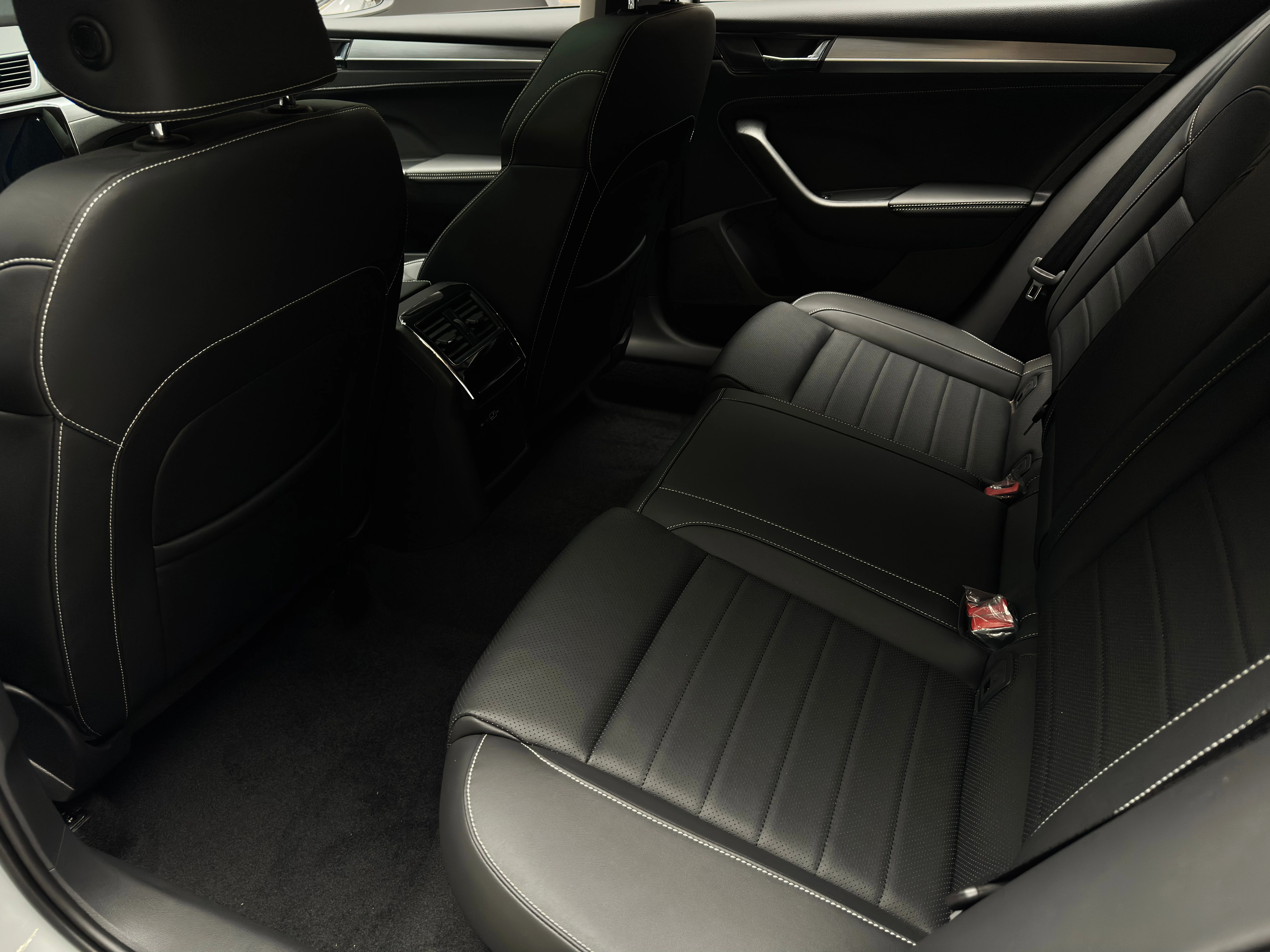 Skoda Superb 2025 17