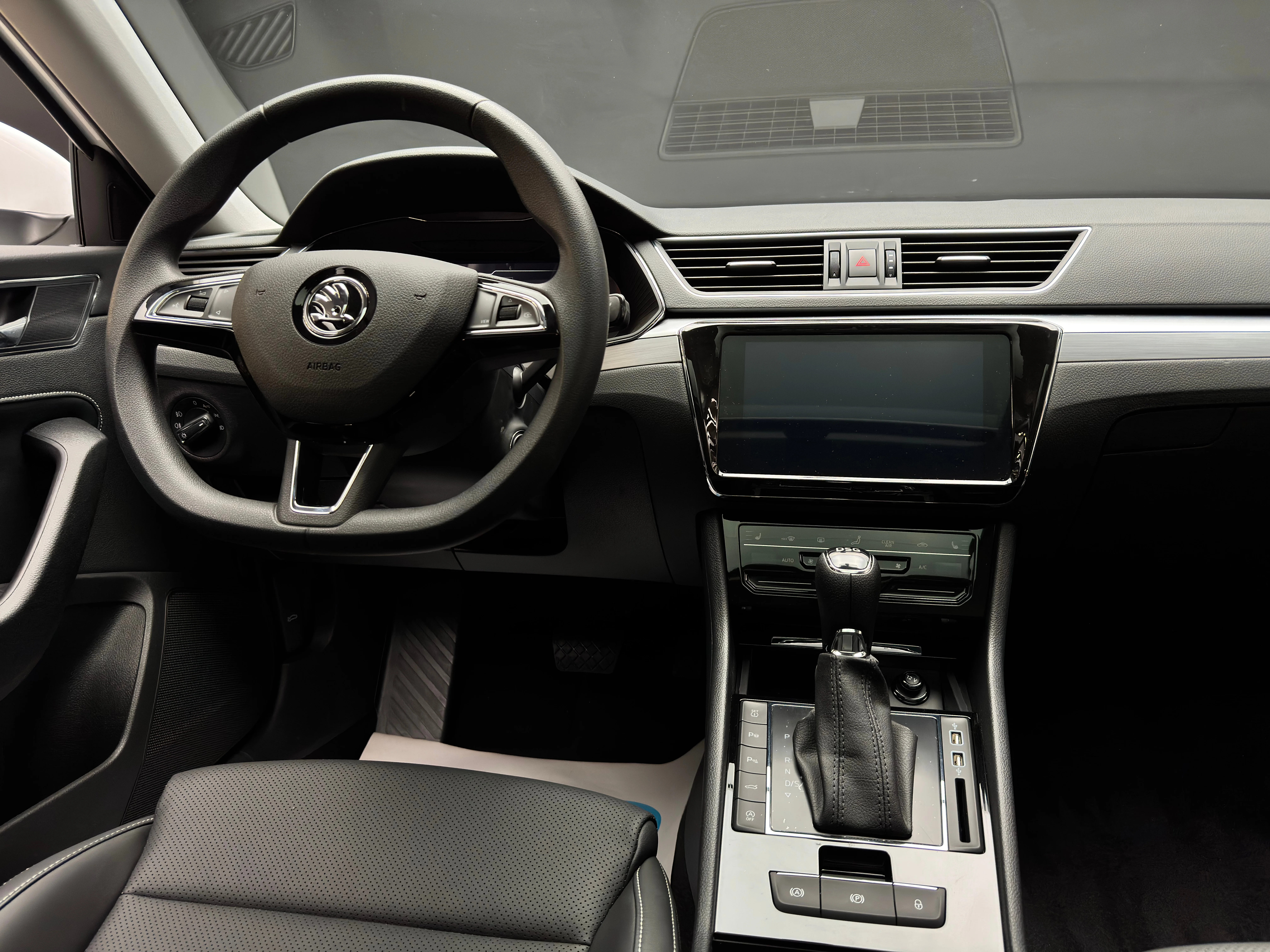 Skoda Superb 2025 20