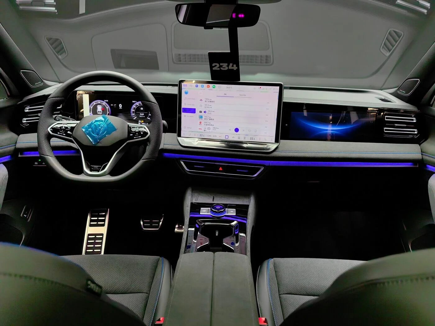 Volkswagen Tiguan L 2025 16