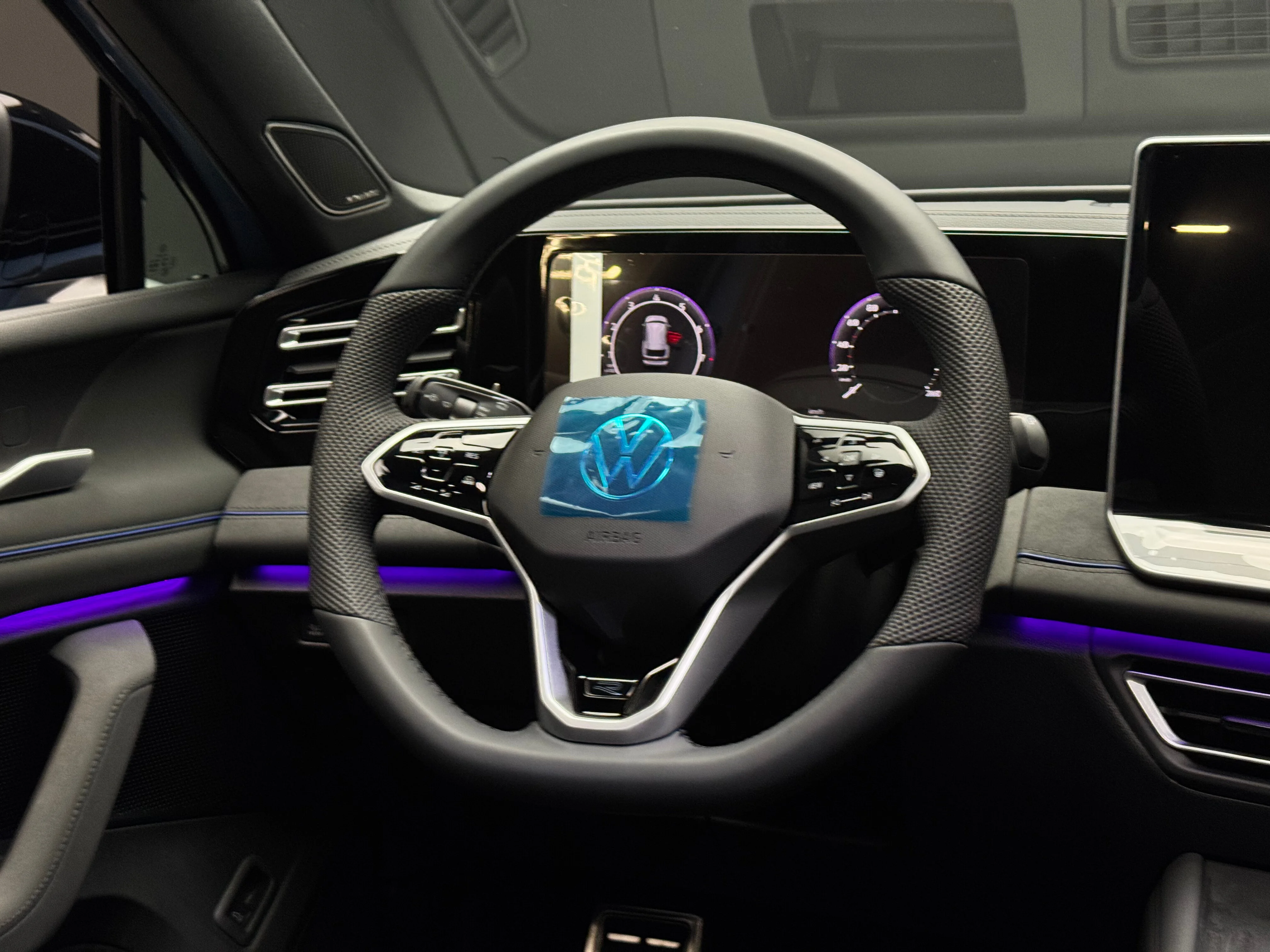 Volkswagen Tiguan L 2025 16