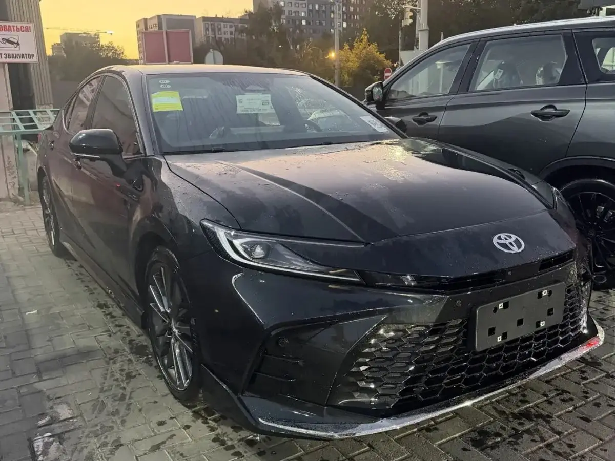 Toyota Camry, 2026