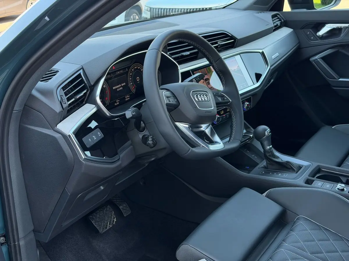Audi Q3, 2026