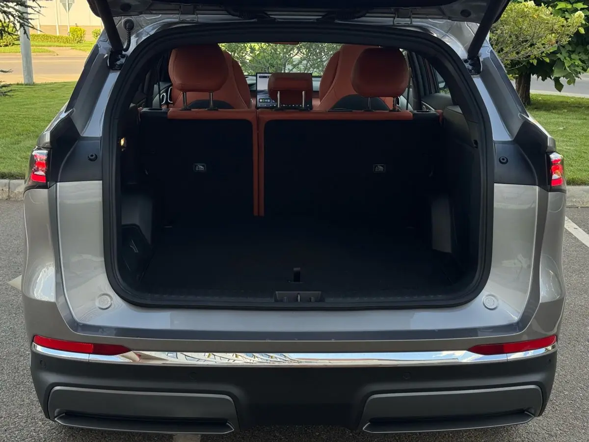 Geely Galaxy M7, 2026