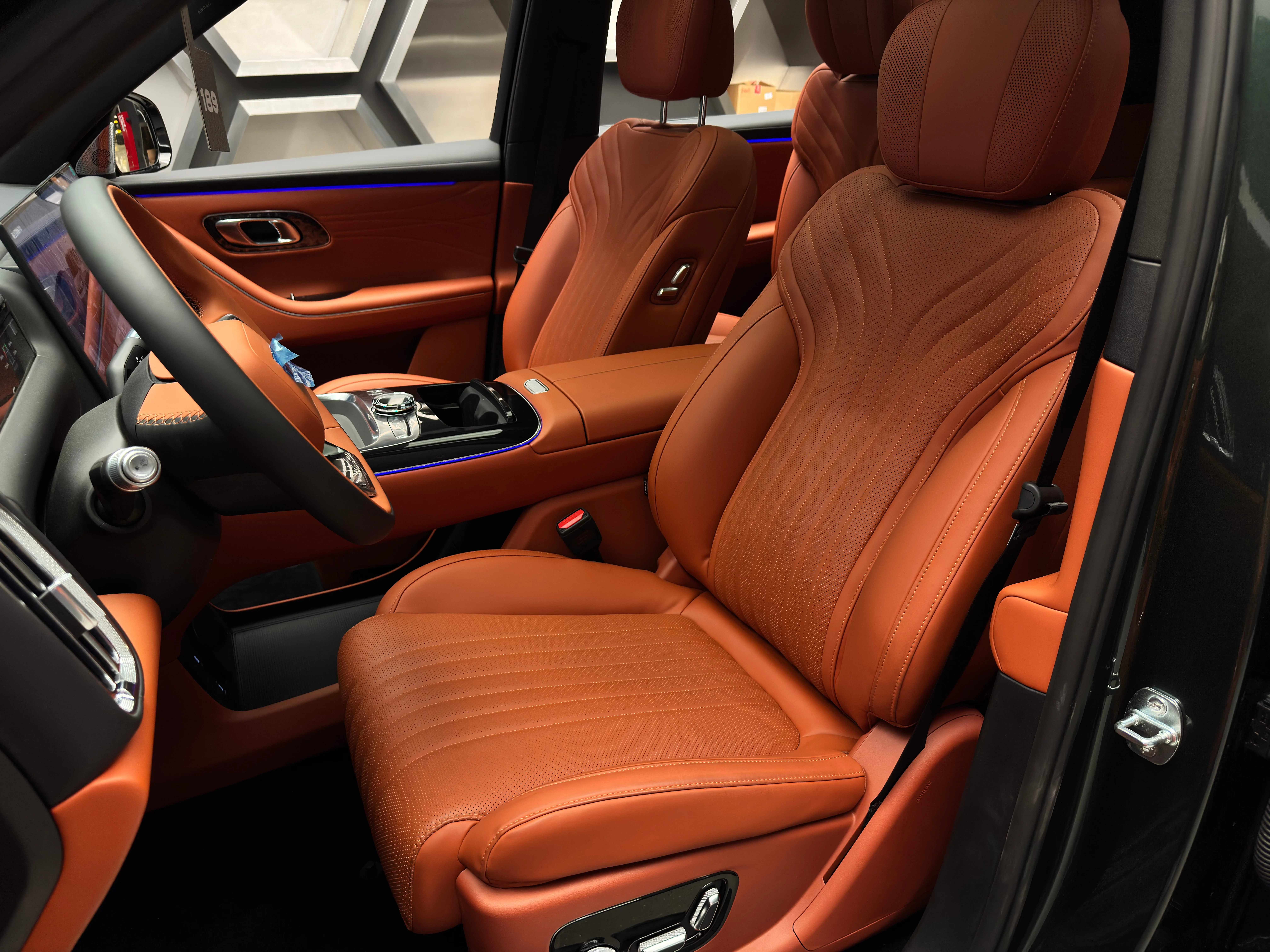 Geely Galaxy M9 2025 10