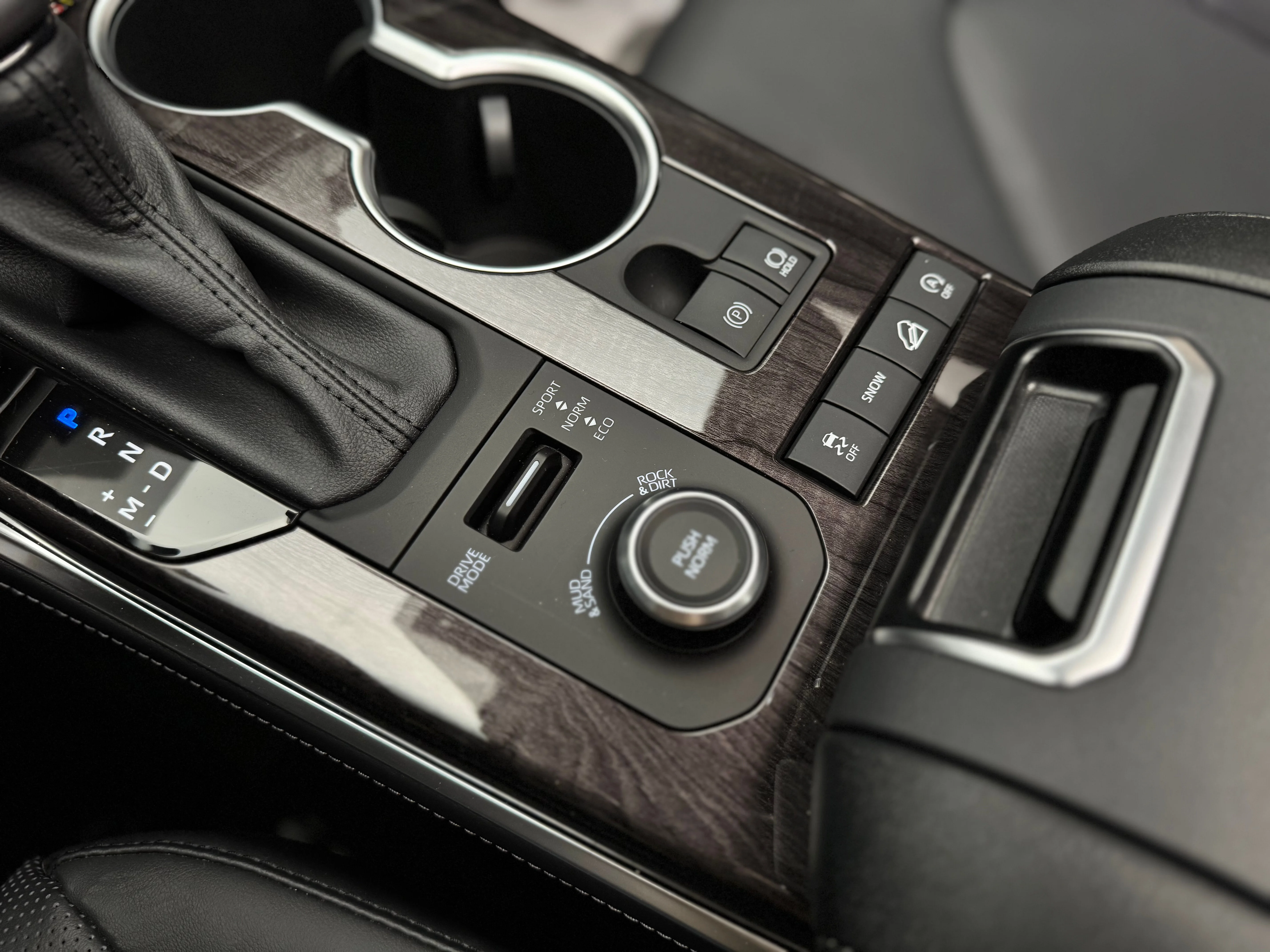 Toyota Highlander 2025 13