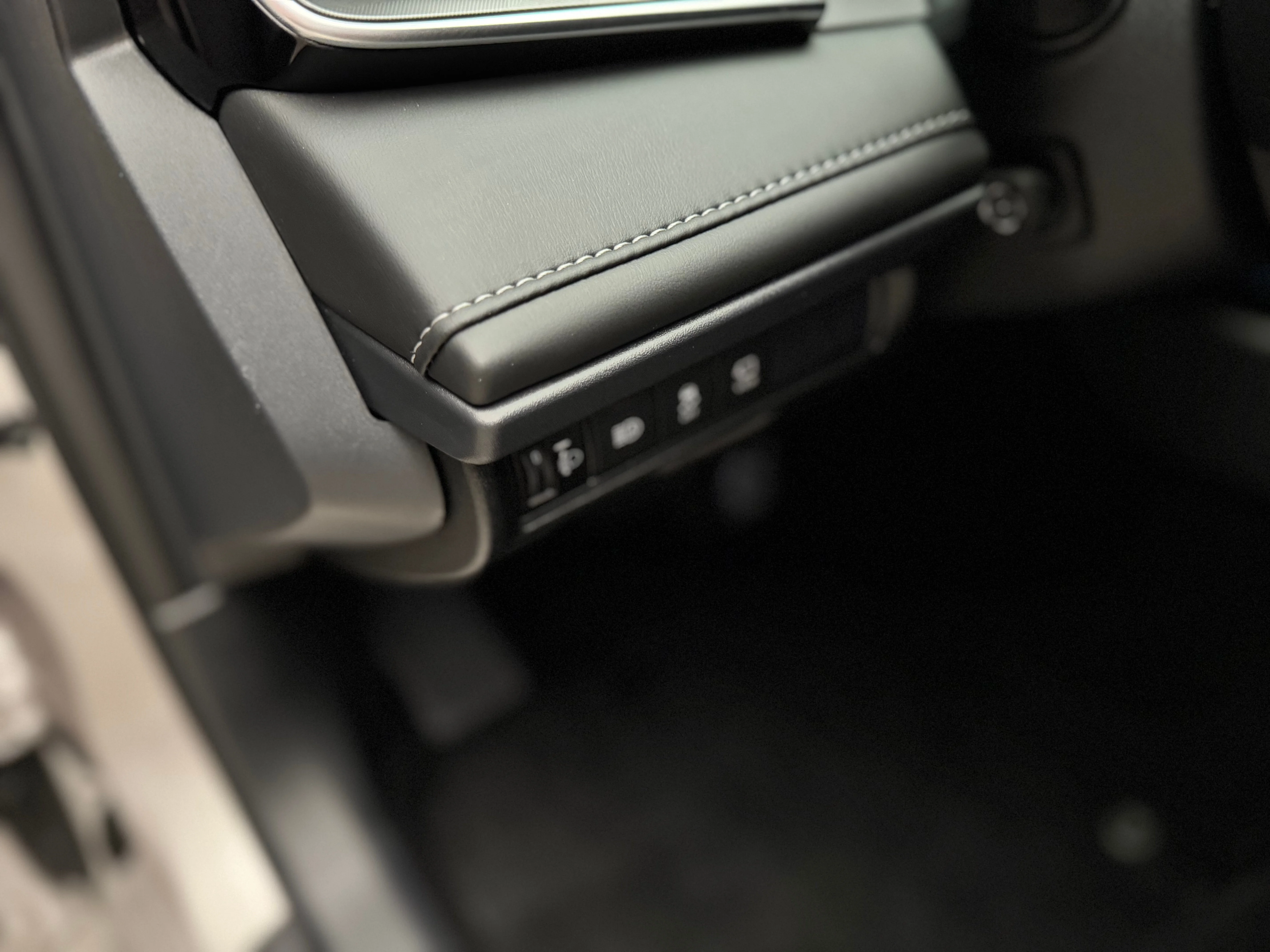 Toyota Camry 2025 13