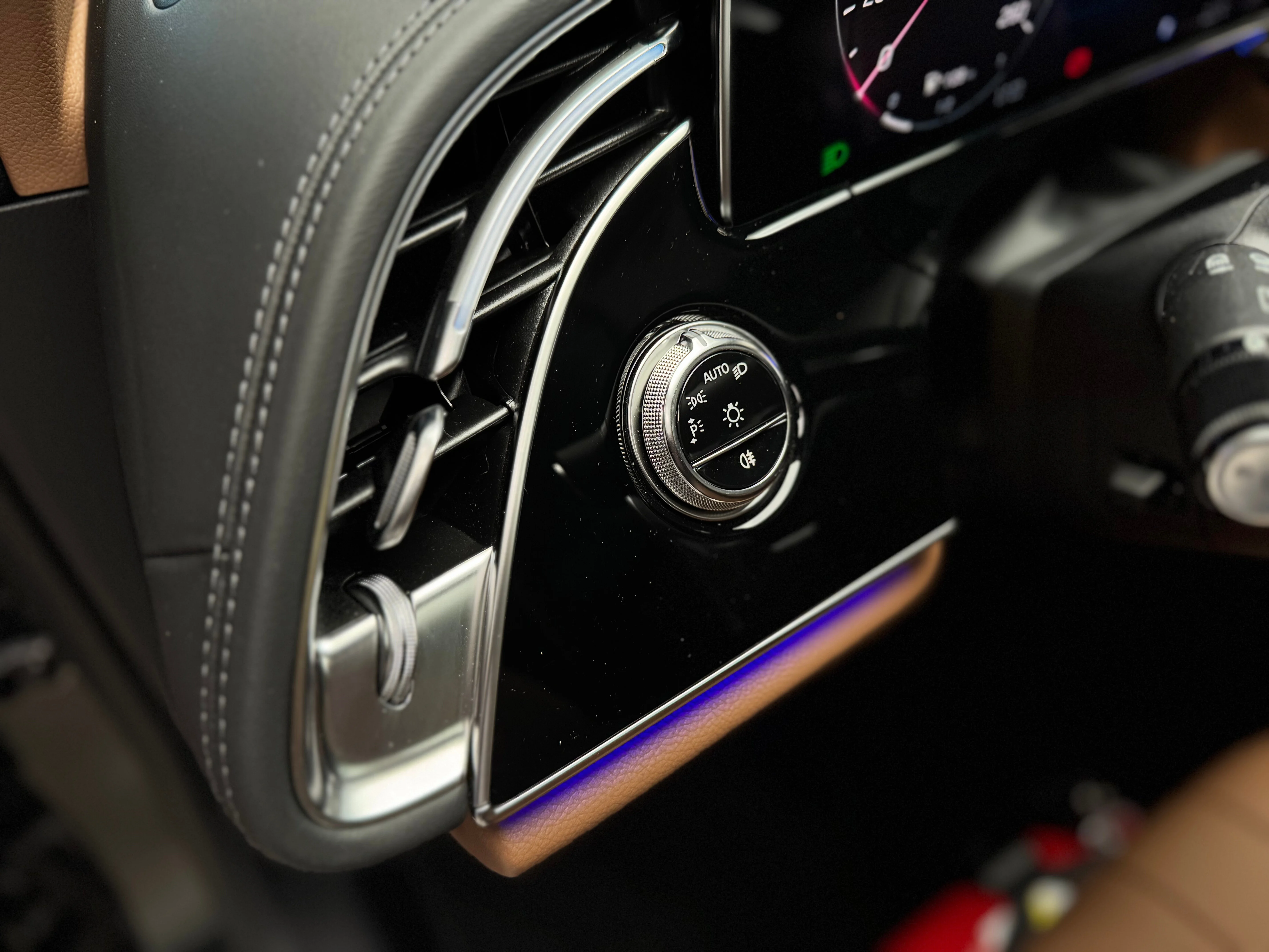 Mercedes-Benz E-класс 2025 16