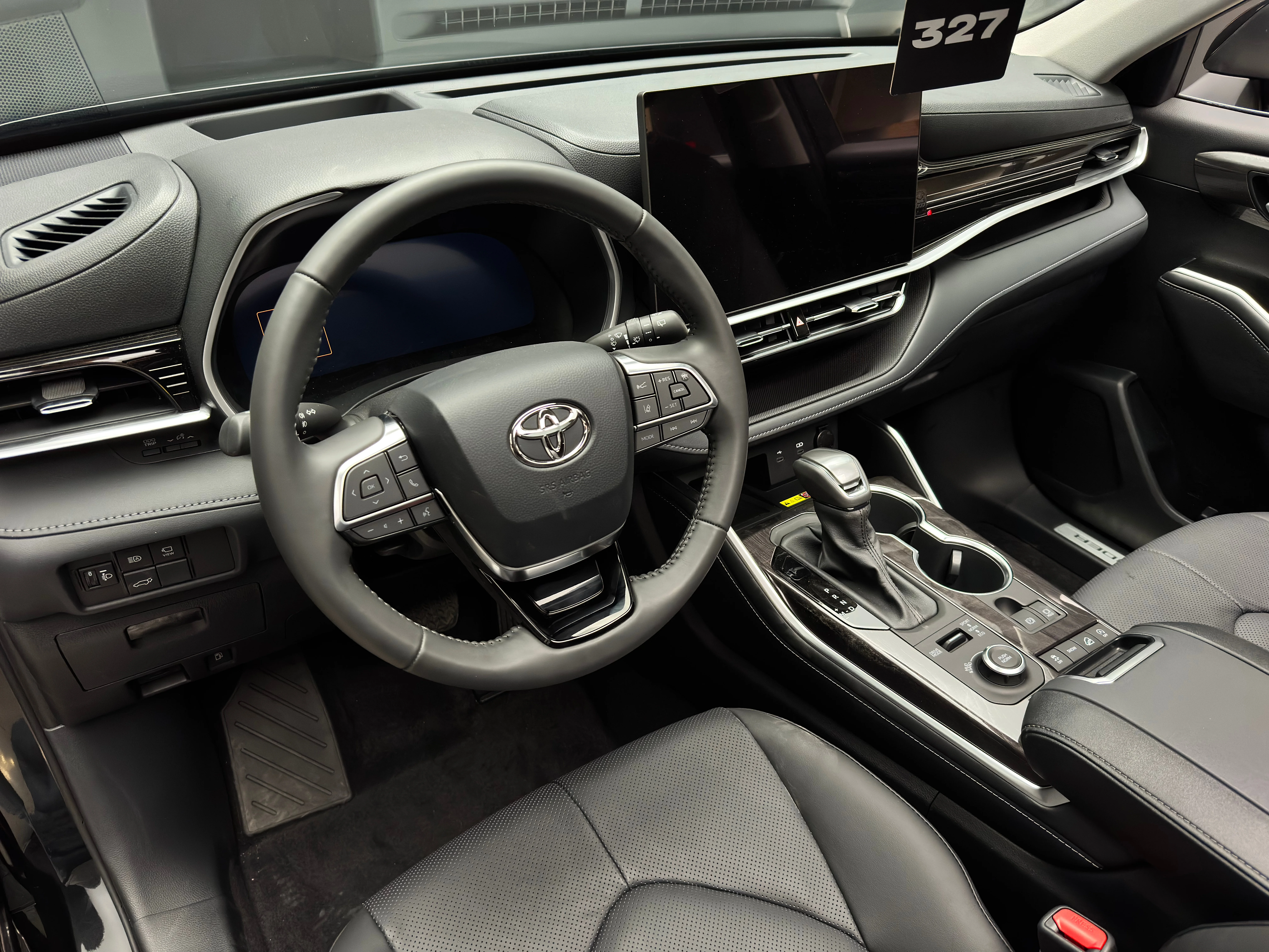 Toyota Highlander 2025 8