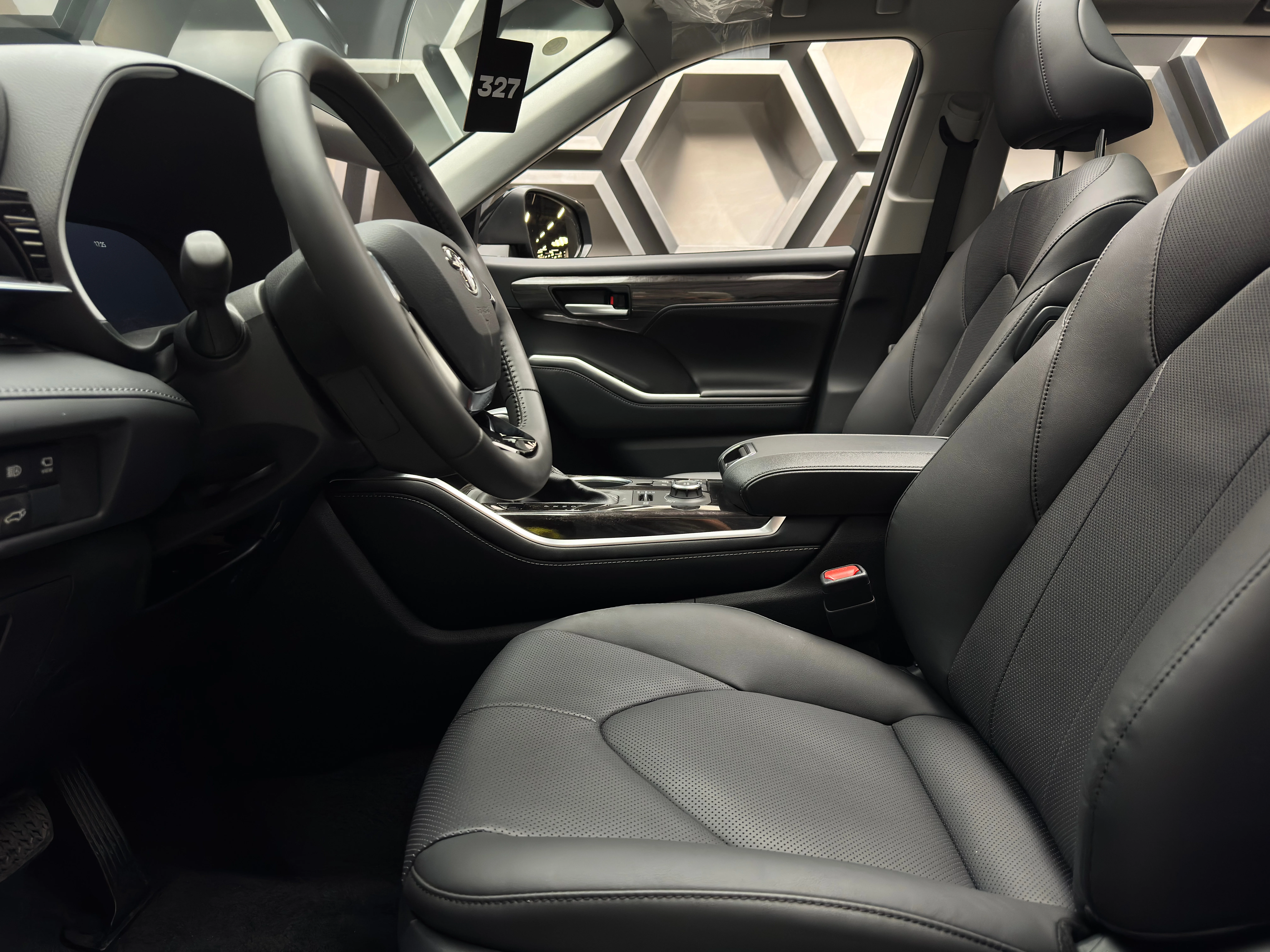 Toyota Highlander 2025 12