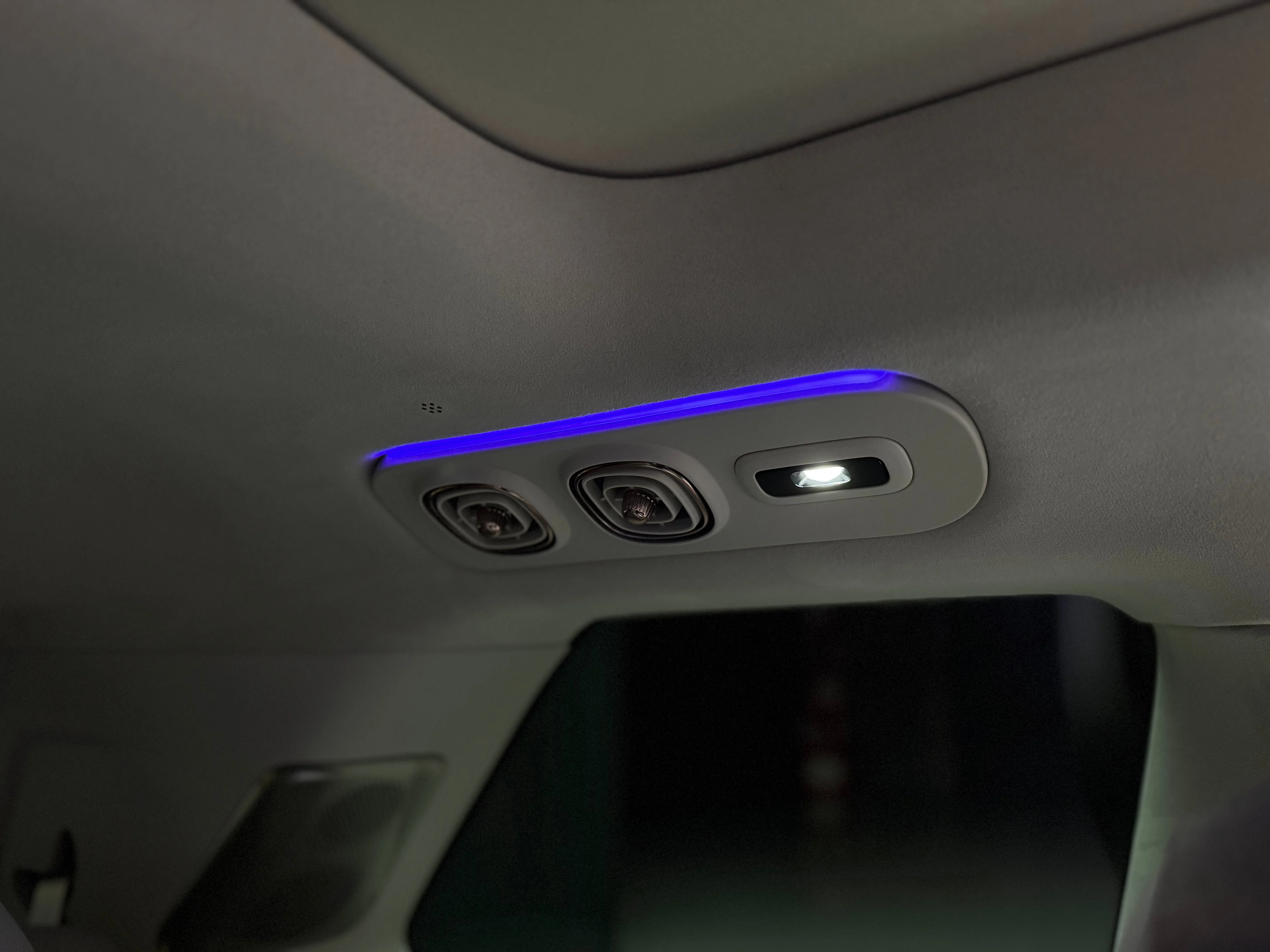 Lynk & Co 900 2025 28