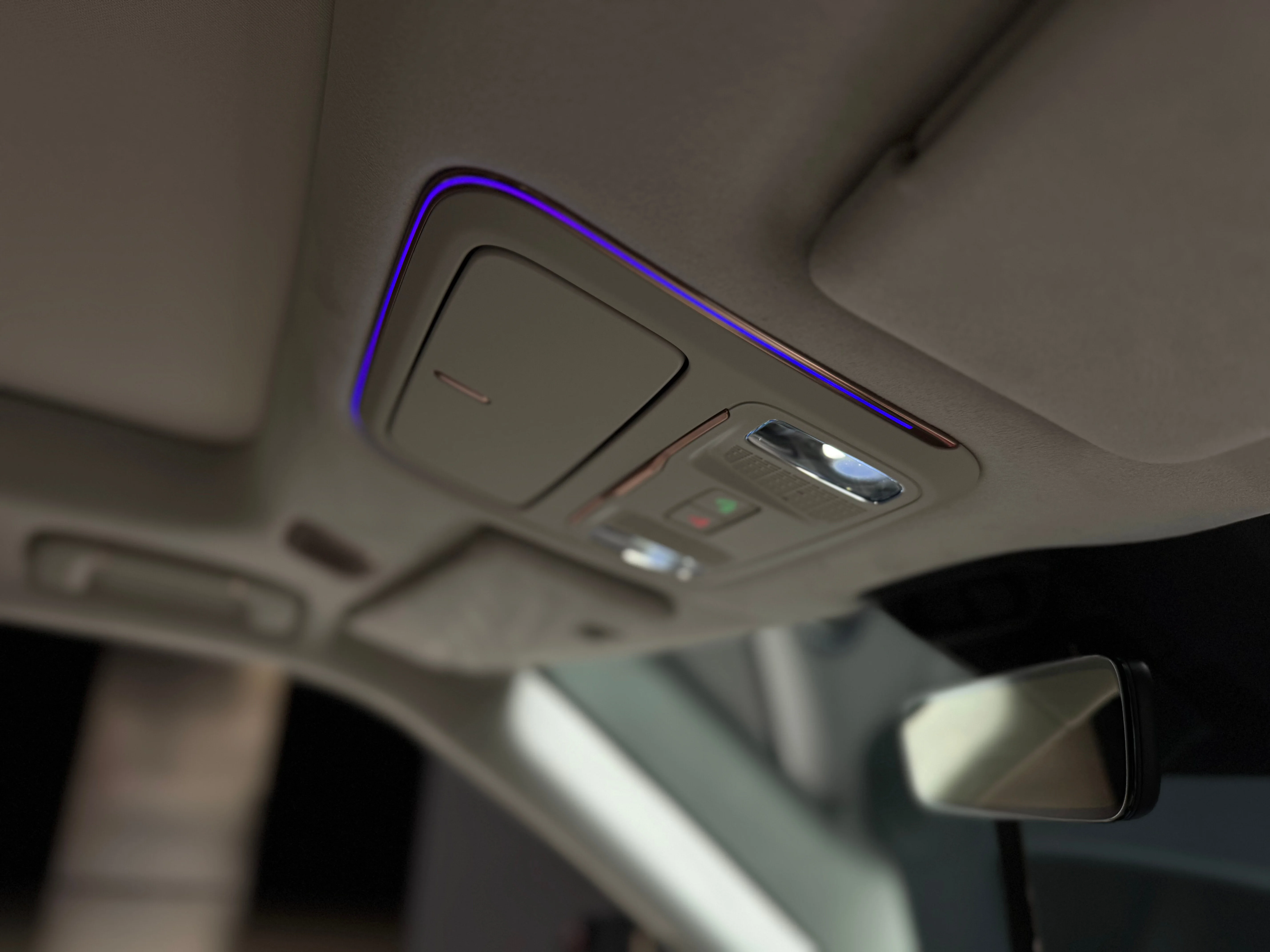 Lynk & Co 900 2025 30