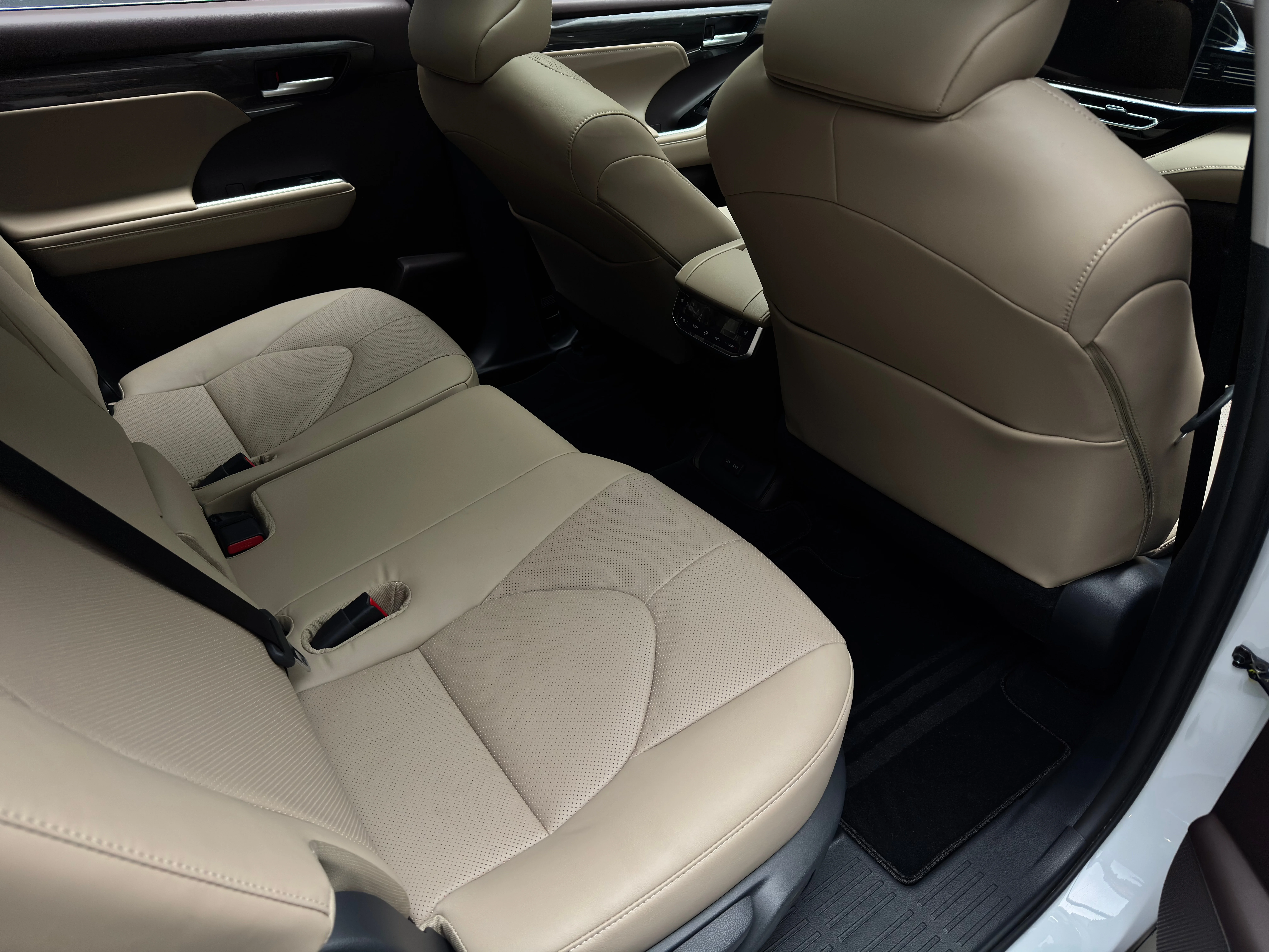 Toyota Highlander 2025 24