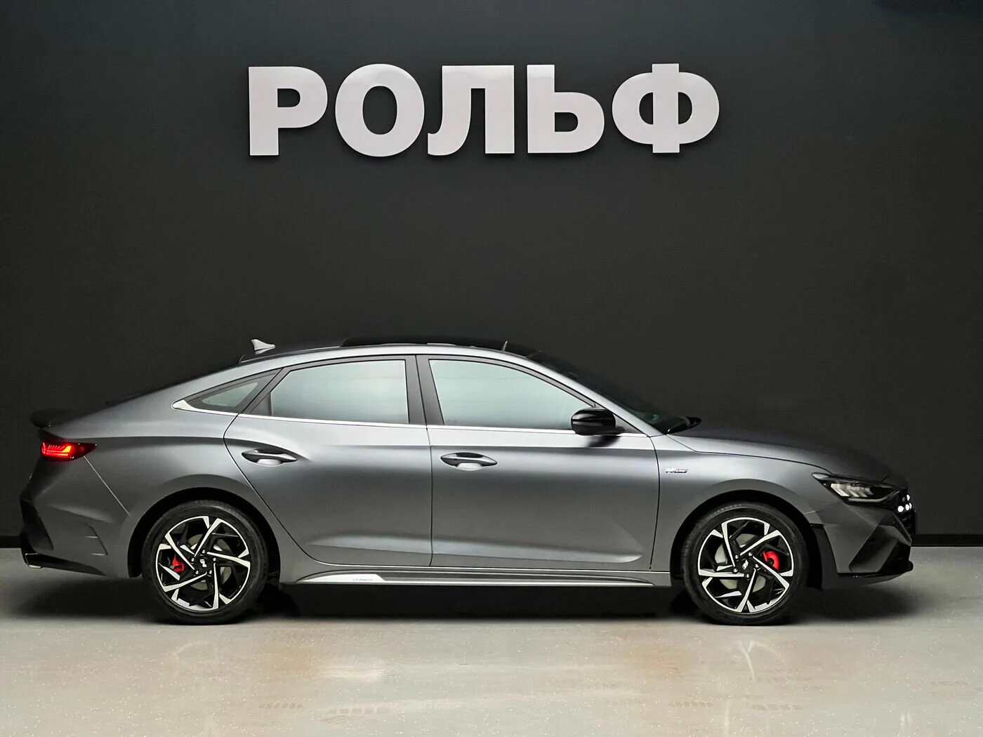 Hyundai Lafesta 2025 5