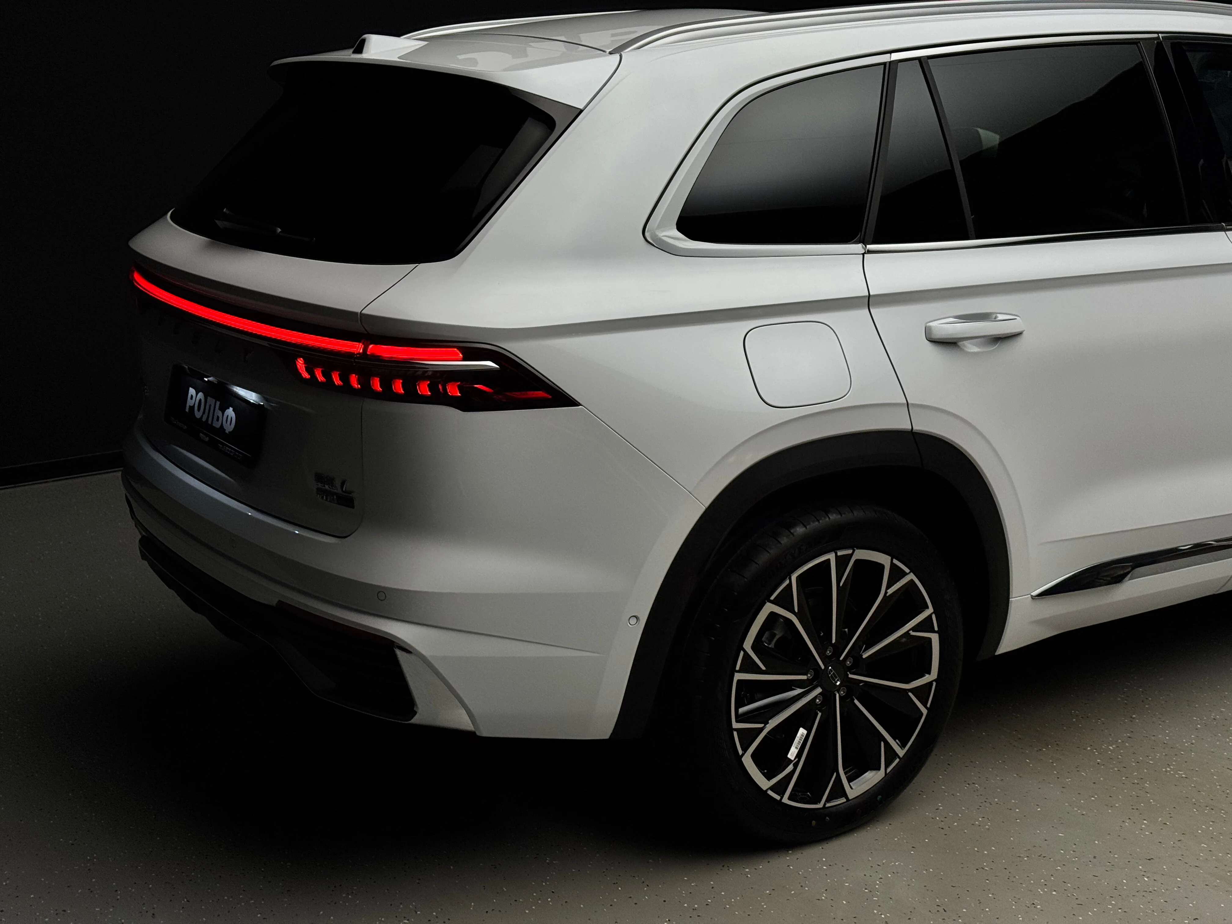 Geely Xingyue L 2025 9