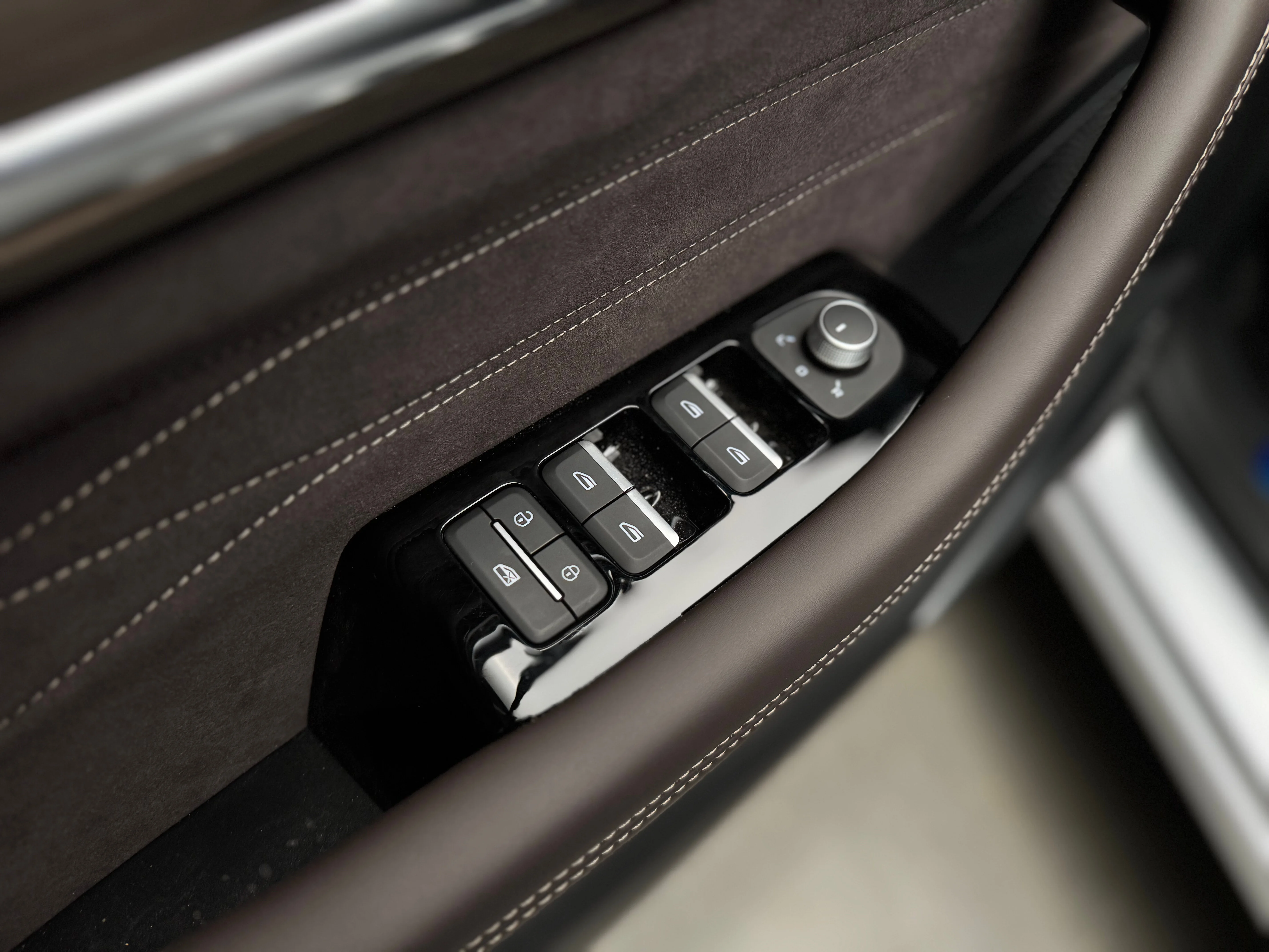 Geely Xingyue L 2025 19