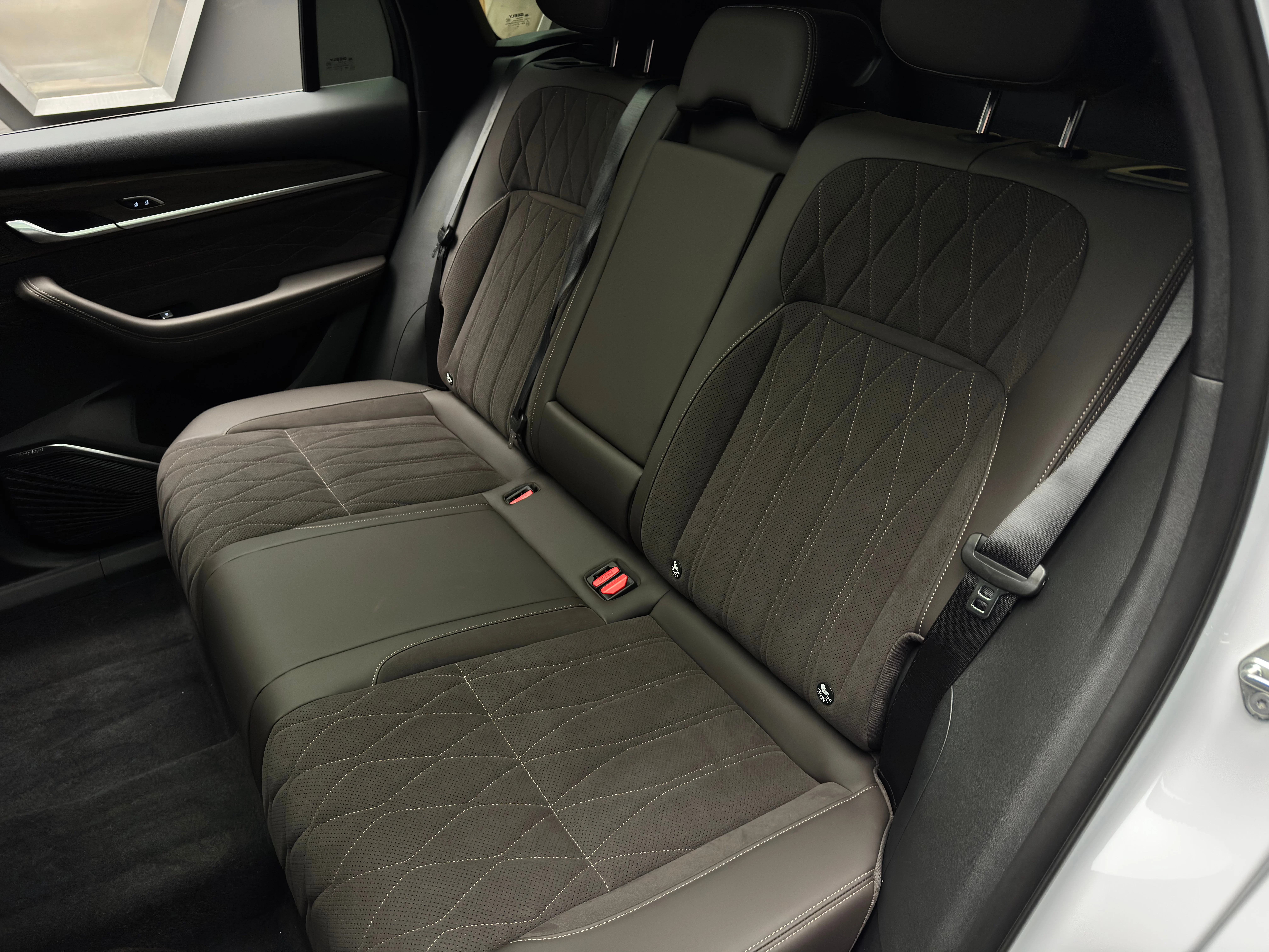 Geely Xingyue L 2025 25