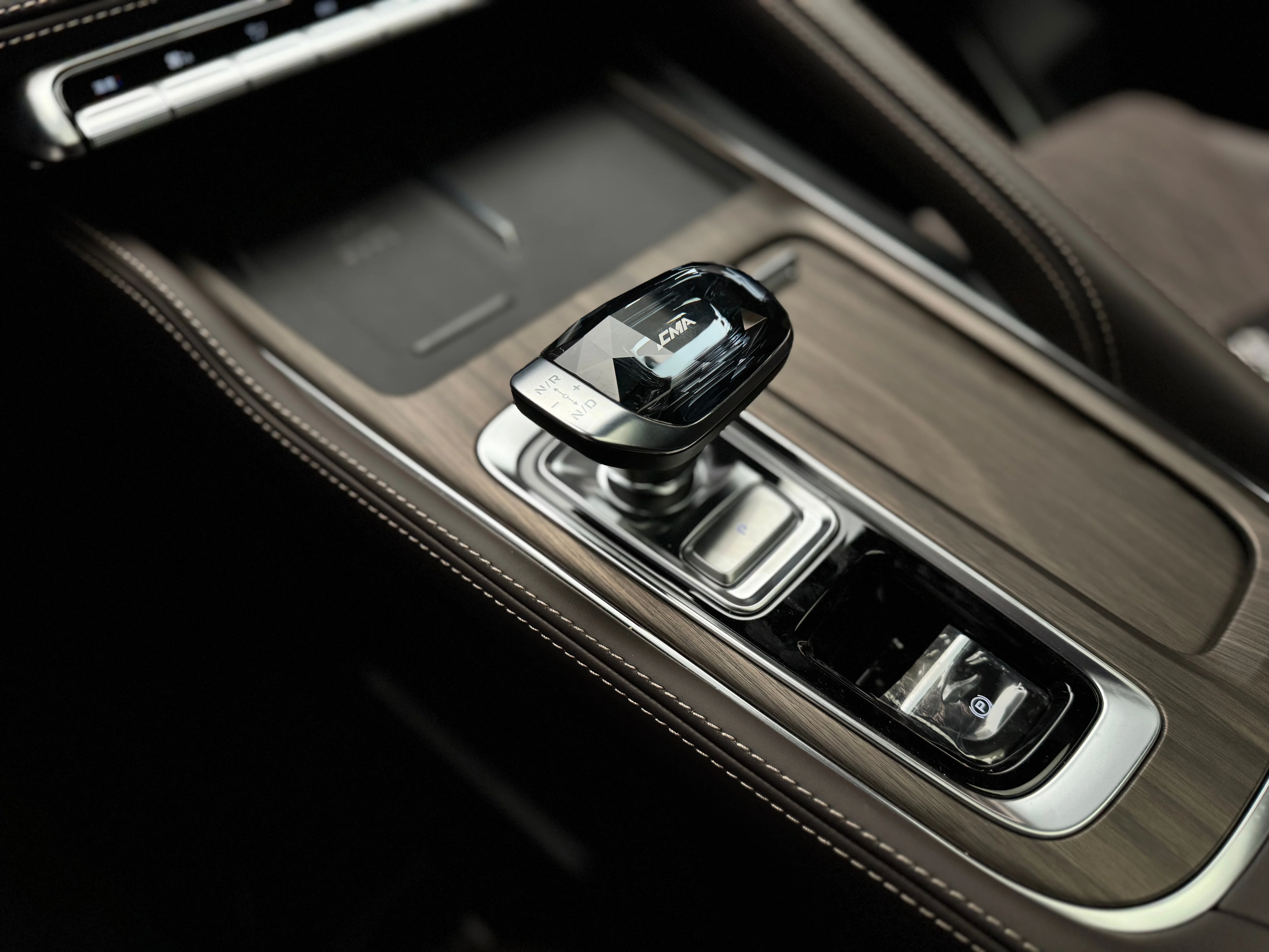 Geely Xingyue L 2025 14