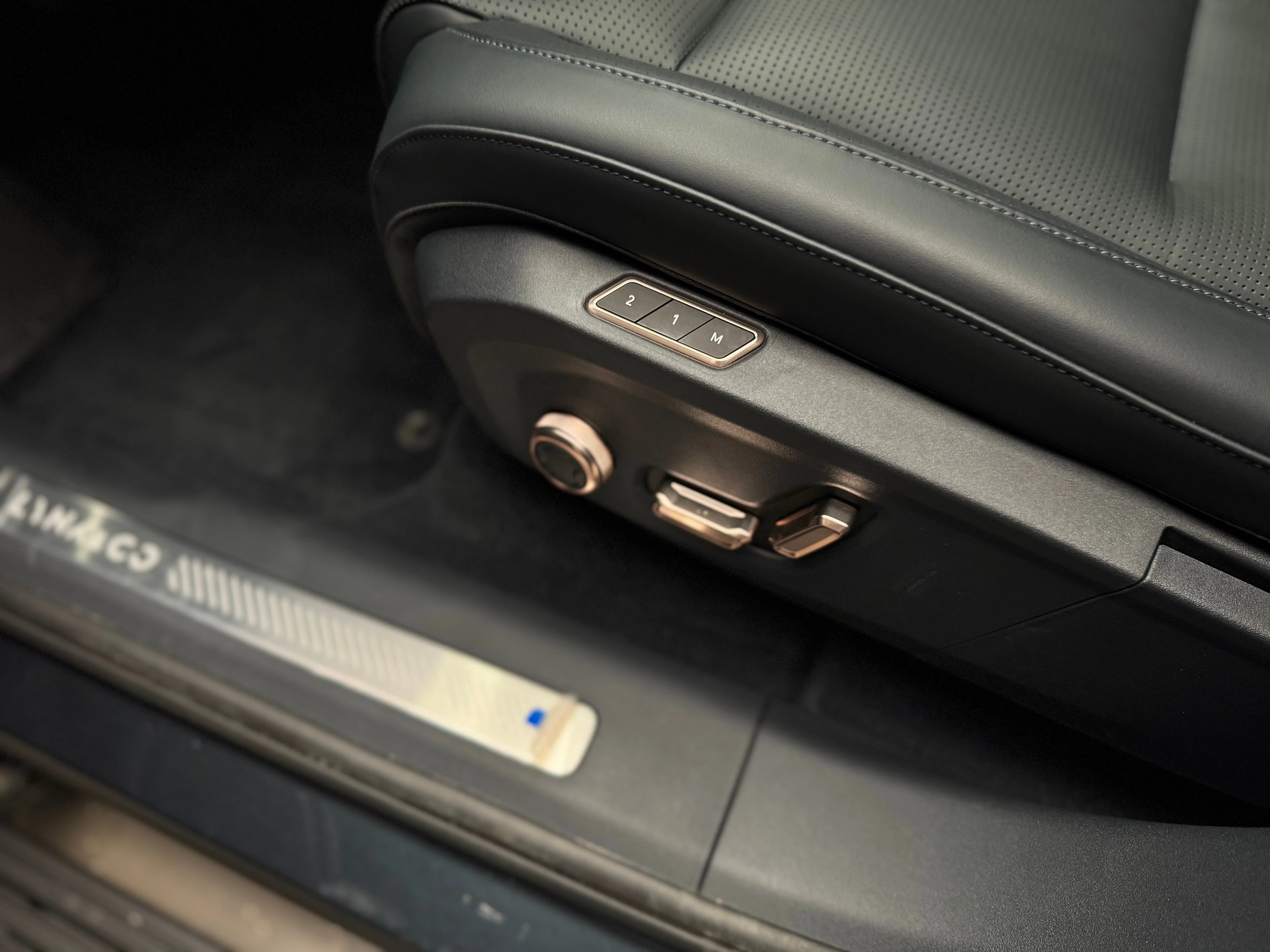 Lynk & Co 900 2025 17