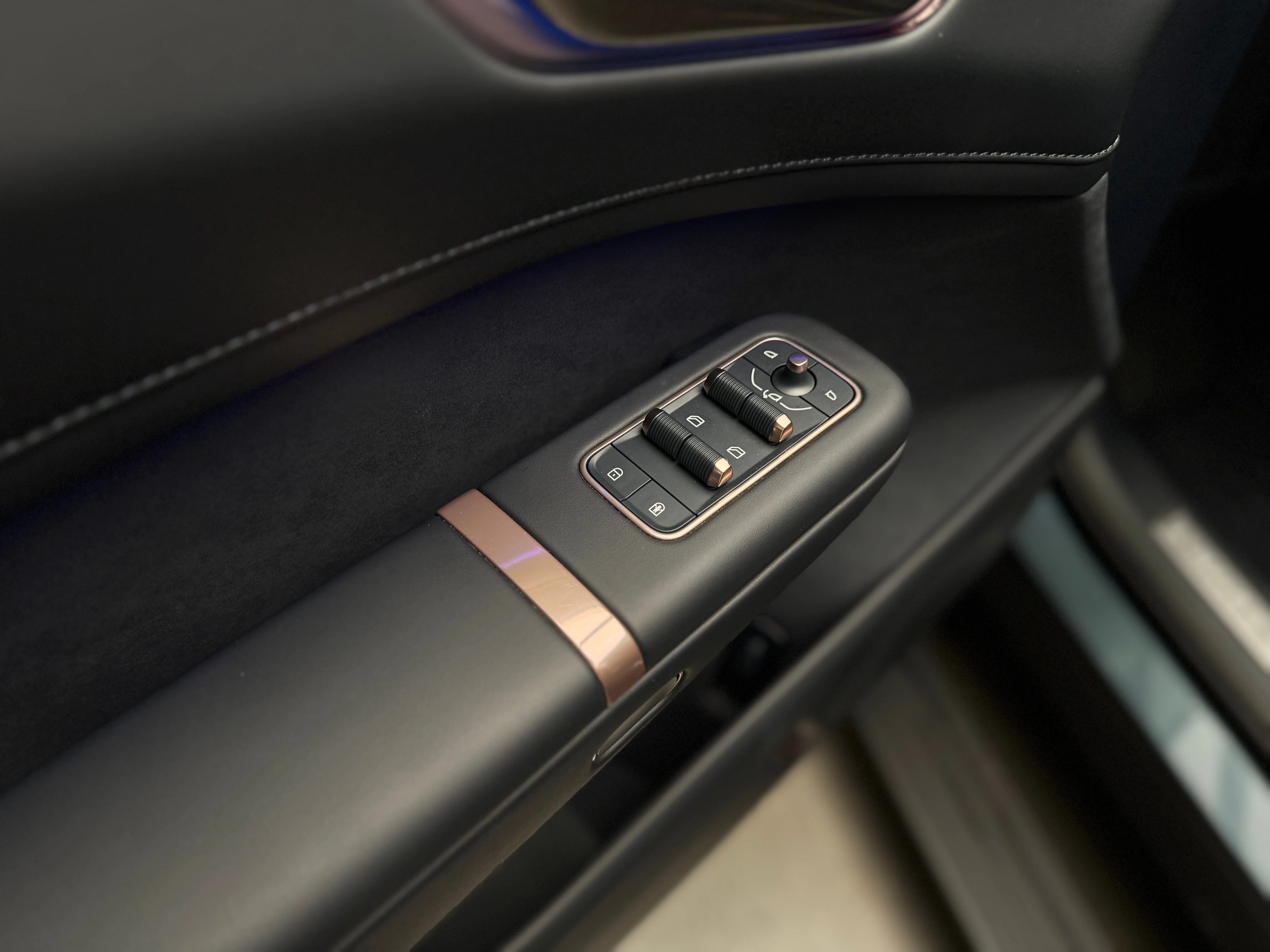 Lynk & Co 900 2025 16