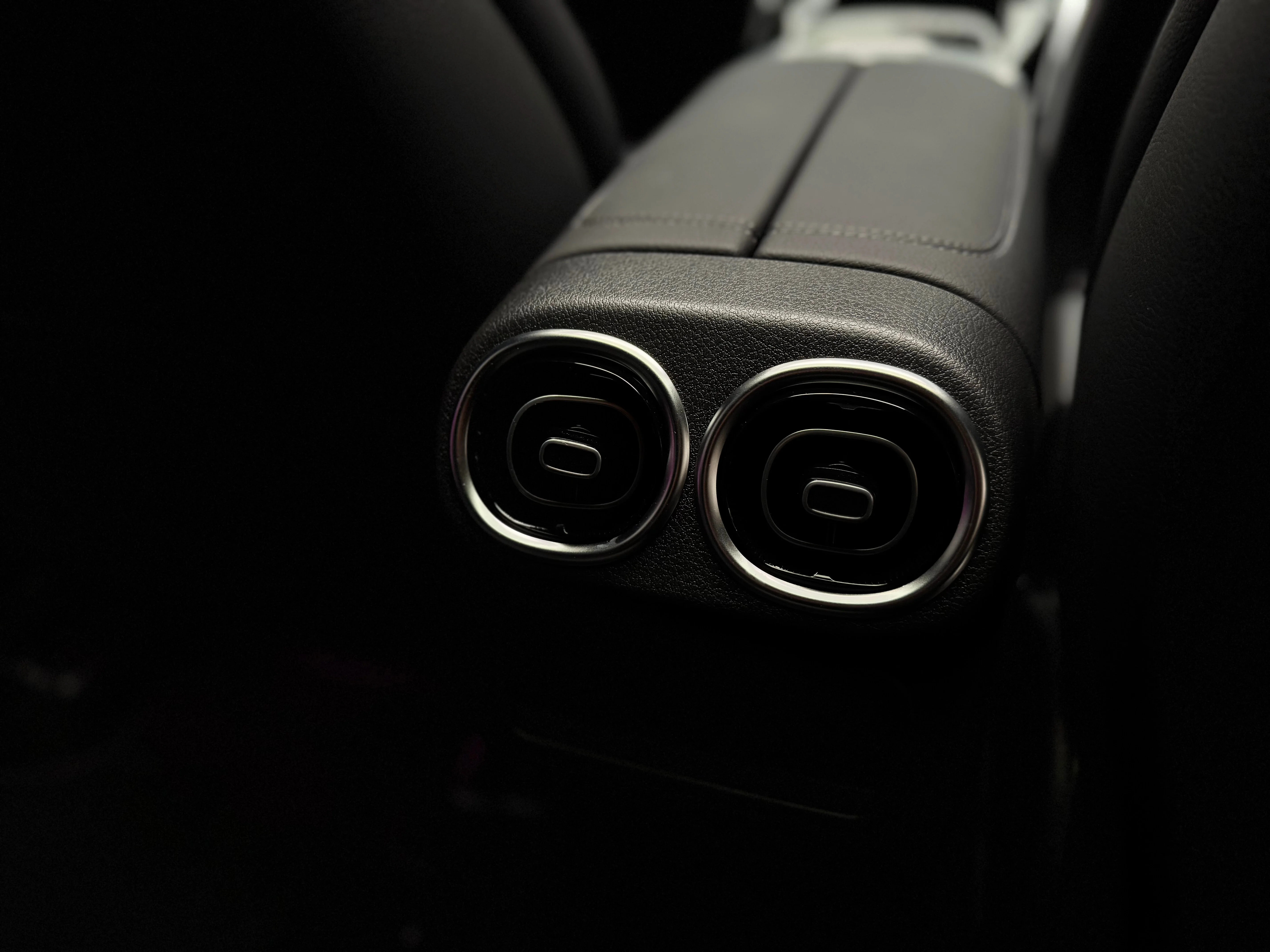 Mercedes-Benz GLC-класс Coupe 2025 22