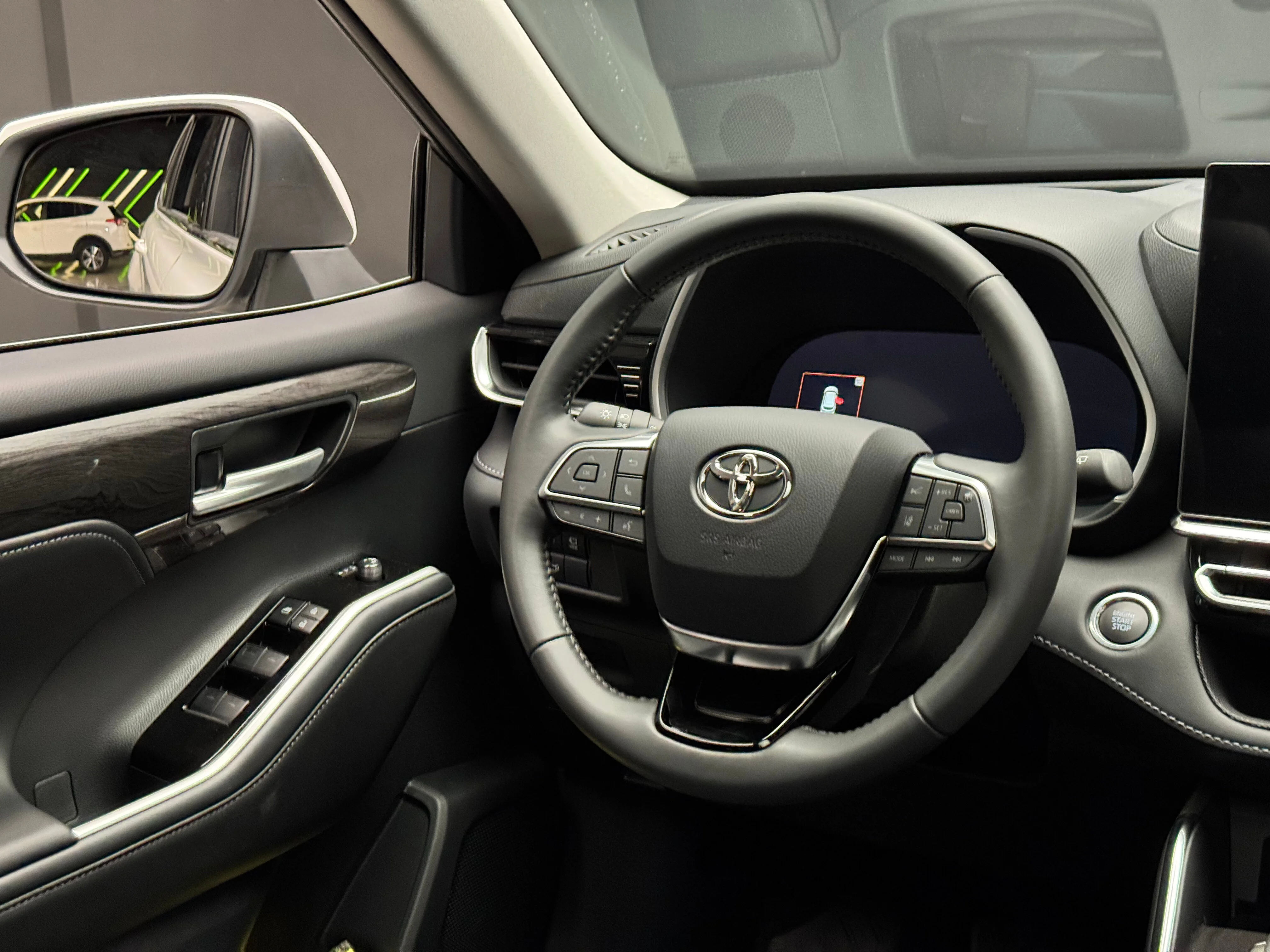 Toyota Highlander 2025 10